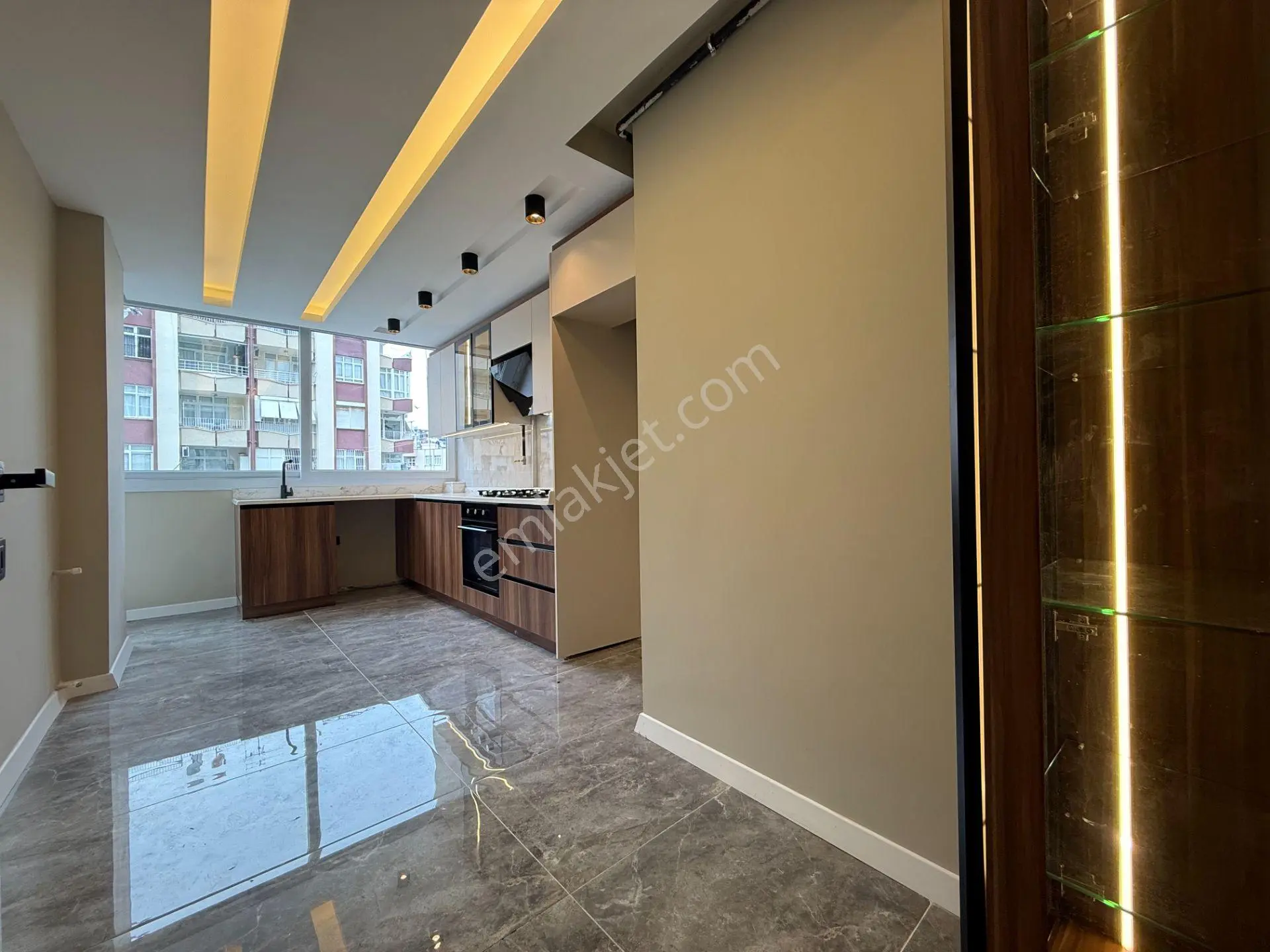 Kenan Evren'de 3+1 165 M2 Ultra Lüks Masrafsız-hasarsız Satılık Daire - Görsel 2