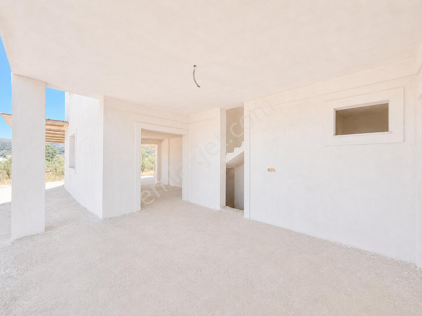 Urla Nohutalan'da 10.478 M² Zeytinlik Ve Mevcut Yapı - Görsel 19