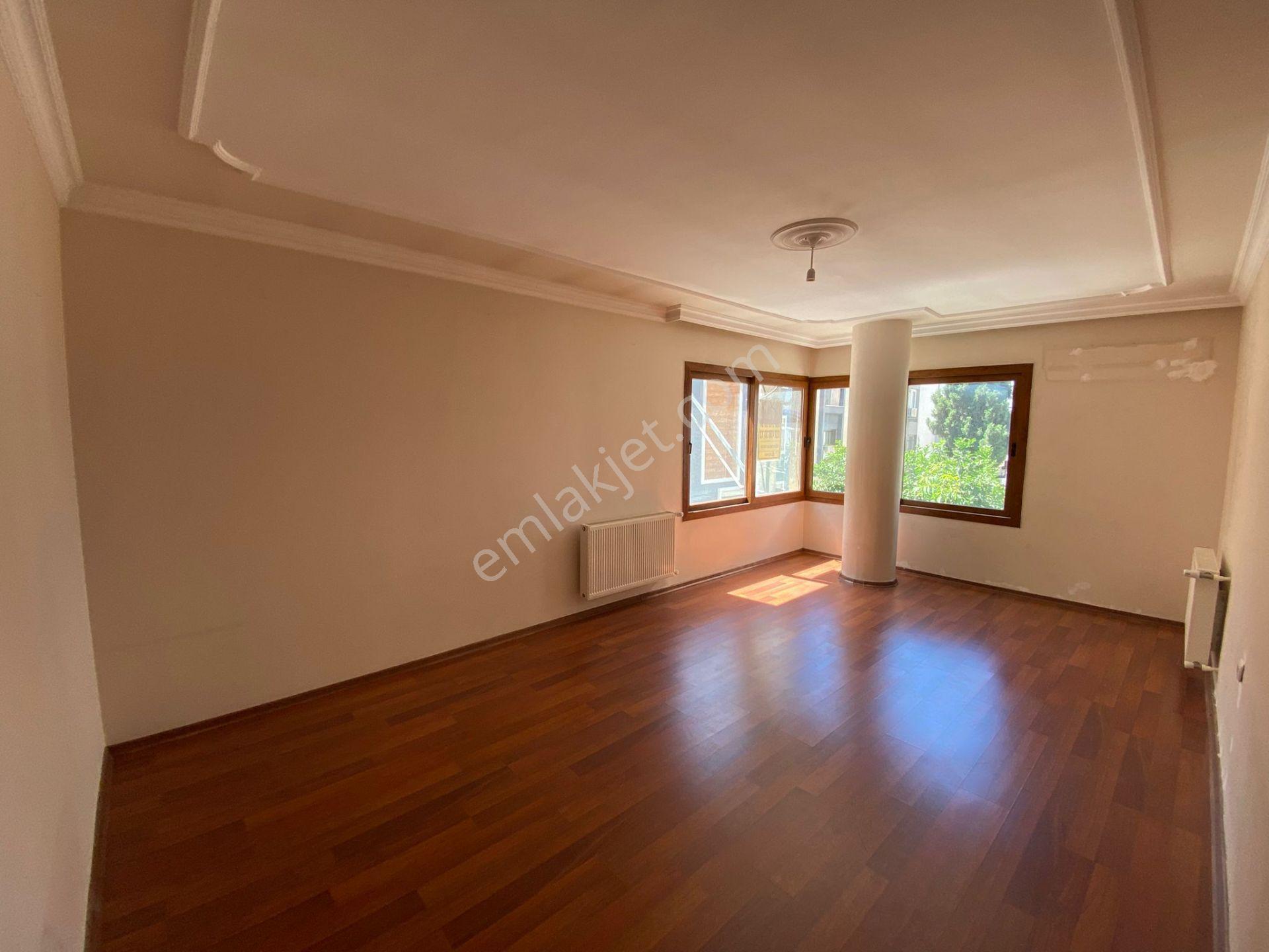 Buca Şirinyer Hürriyet Mahallesinde 3+1 115m2 Dgazlı Arakat Bakımlı Kiralık Daire