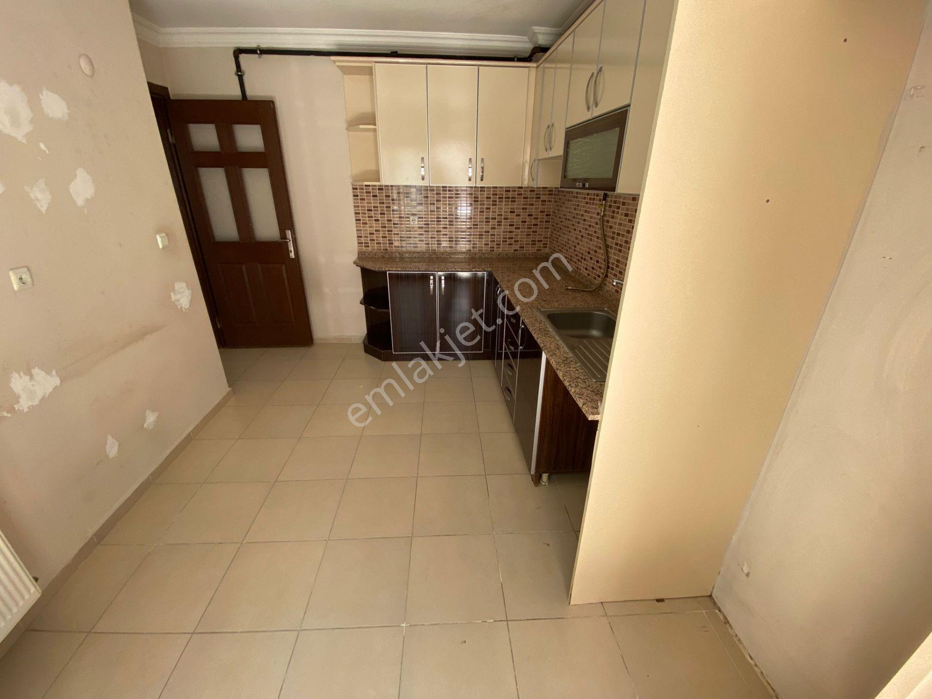 Buca Şirinyer Hürriyet Mahallesinde 3+1 115m2 Dgazlı Arakat Bakımlı Kiralık Daire - Görsel 20
