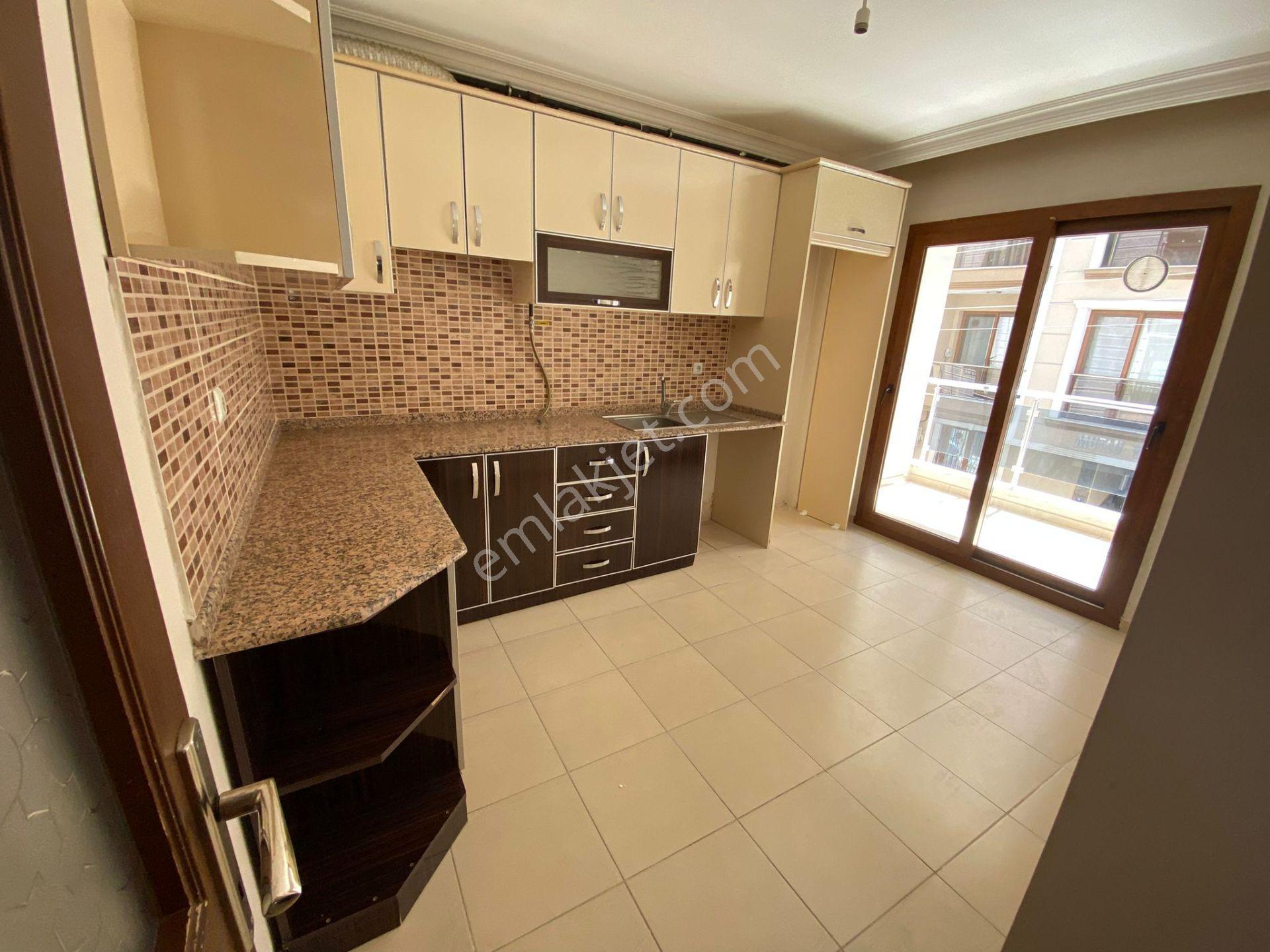 Buca Şirinyer Hürriyet Mahallesinde 3+1 115m2 Dgazlı Arakat Bakımlı Kiralık Daire - Görsel 17