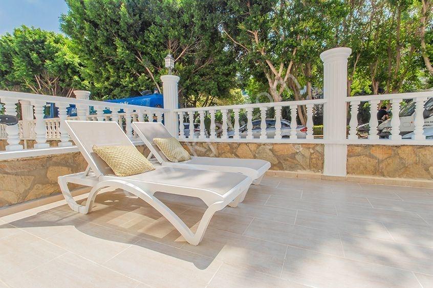 Alanya Kleopatra Plajına 30 Mt. Mesafede 2+1 Satılık Daire - Görsel 9