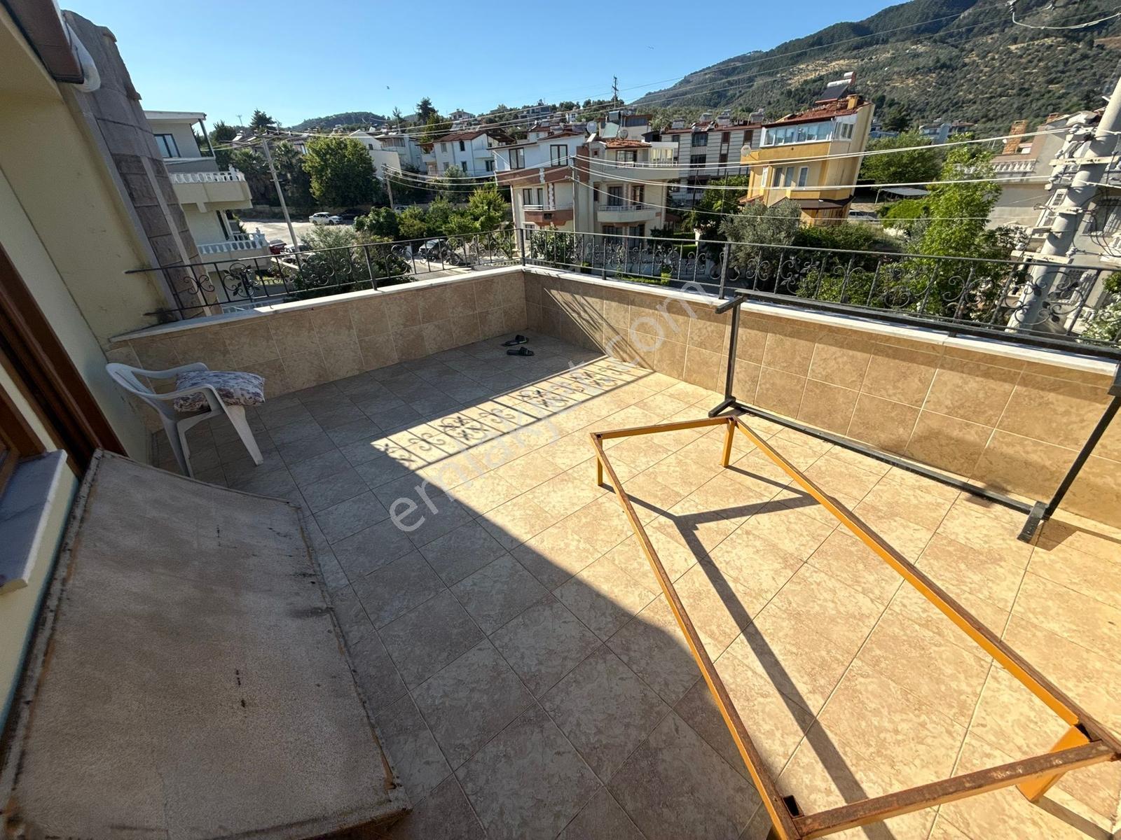 Varyant'tan Altınolukta 4+1 Bahçeli Köşe Denize 50 Metre Villa - Görsel 19