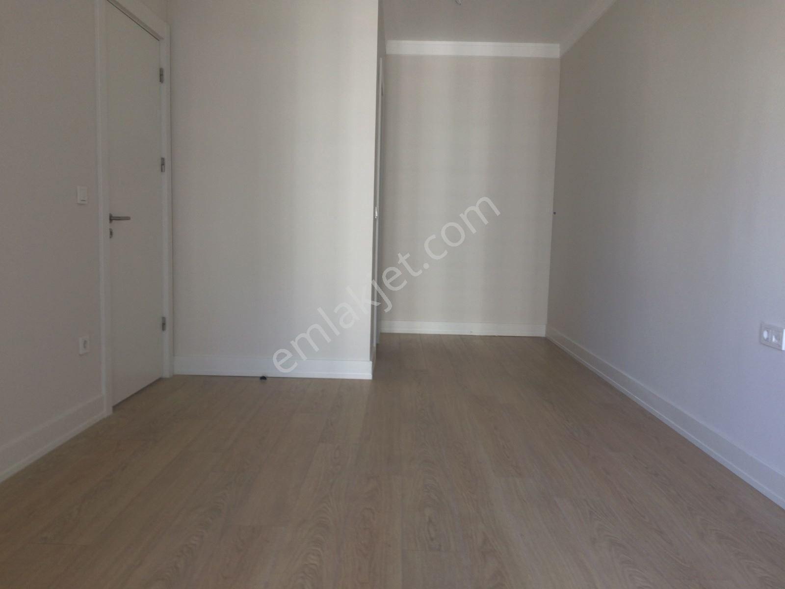 Tema İstanbul'da Havuz Manzaralı 130m2 2+1 Satılık Daire - Görsel 15