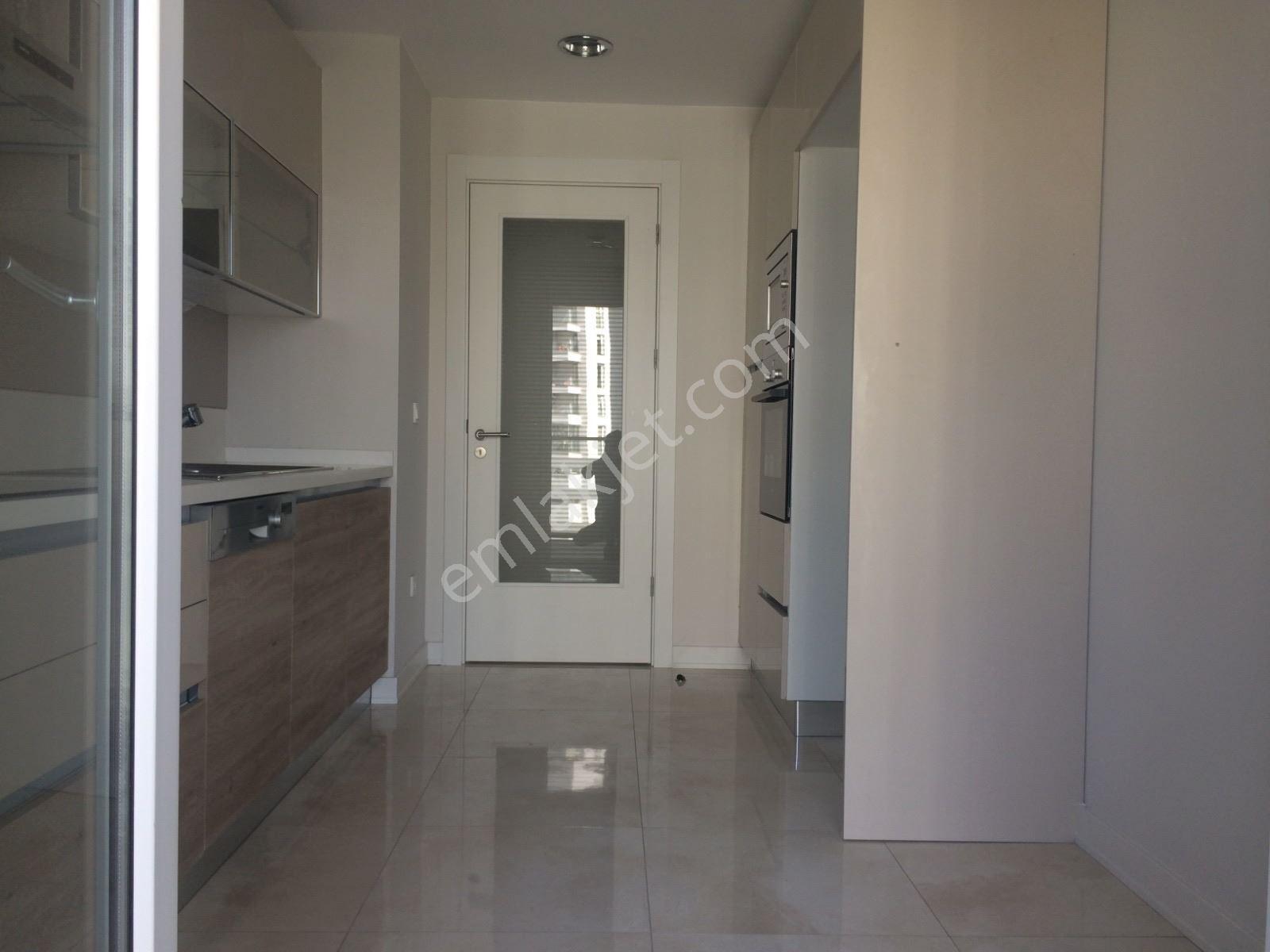 Tema İstanbul'da Havuz Manzaralı 130m2 2+1 Satılık Daire - Görsel 18