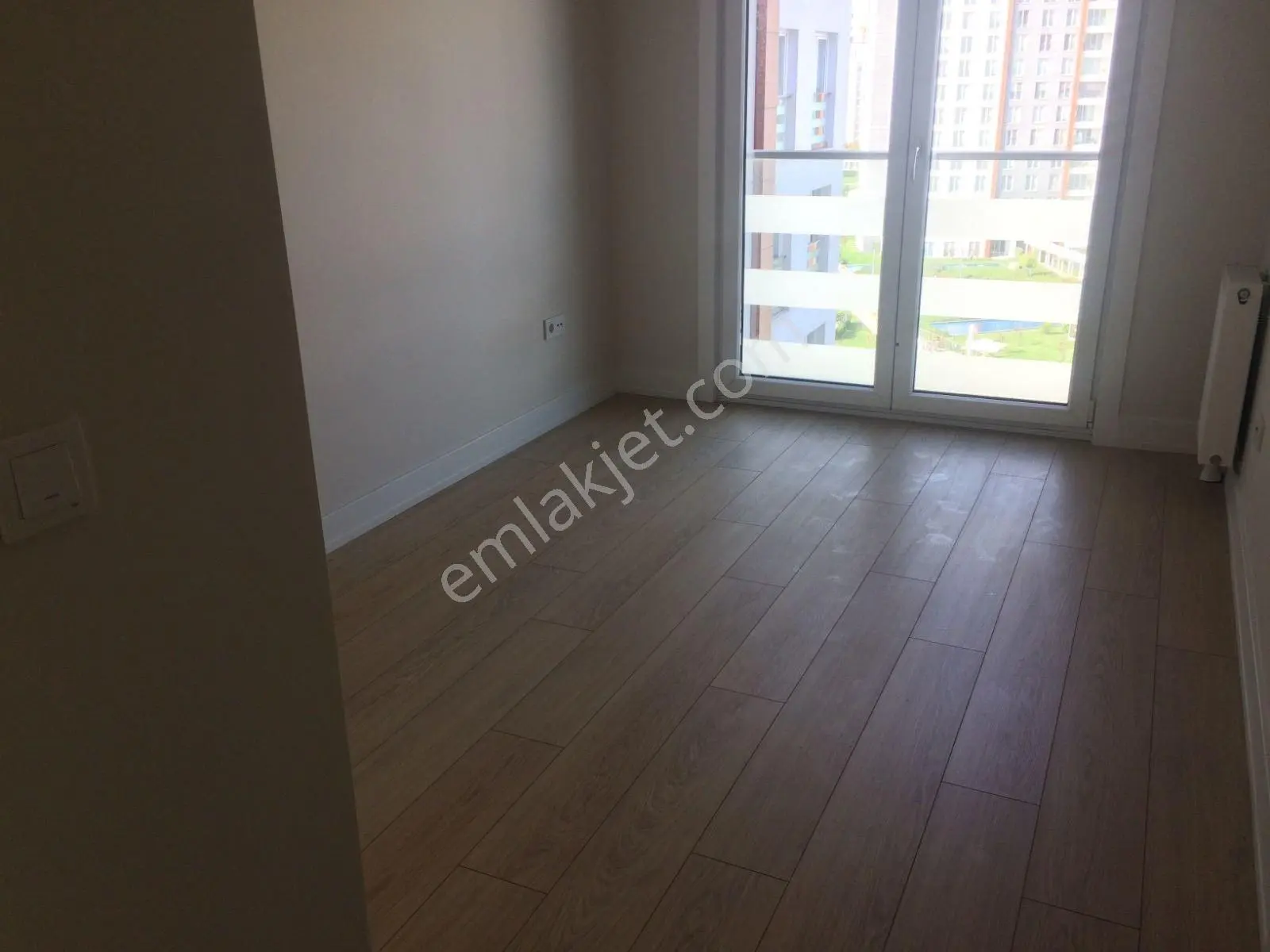 Tema İstanbul'da Havuz Manzaralı 130m2 2+1 Satılık Daire - Görsel 5