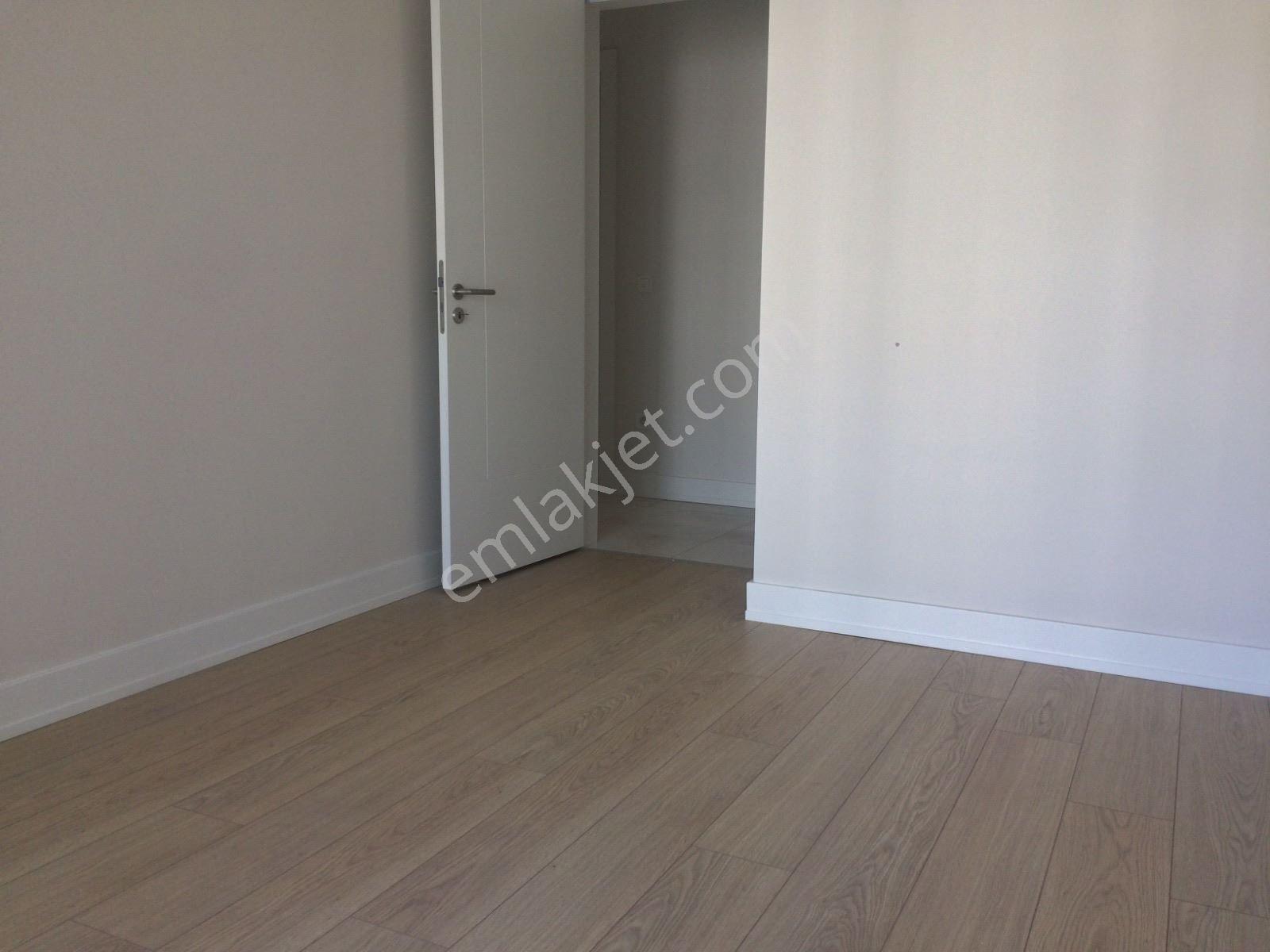 Tema İstanbul'da Havuz Manzaralı 130m2 2+1 Satılık Daire - Görsel 7