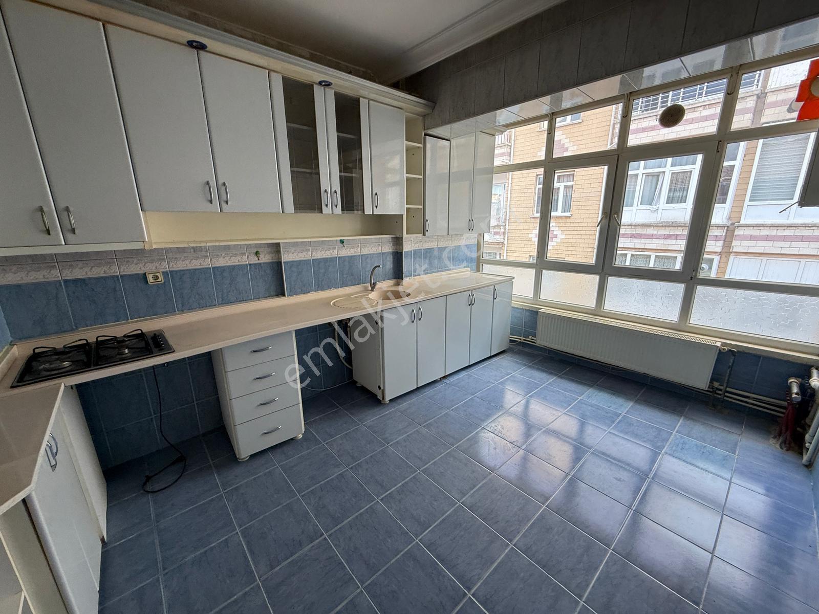 Vali Konağı Yakınında 3+1 Kiralık Daire -- Burcu Emlaktan - Görsel 4