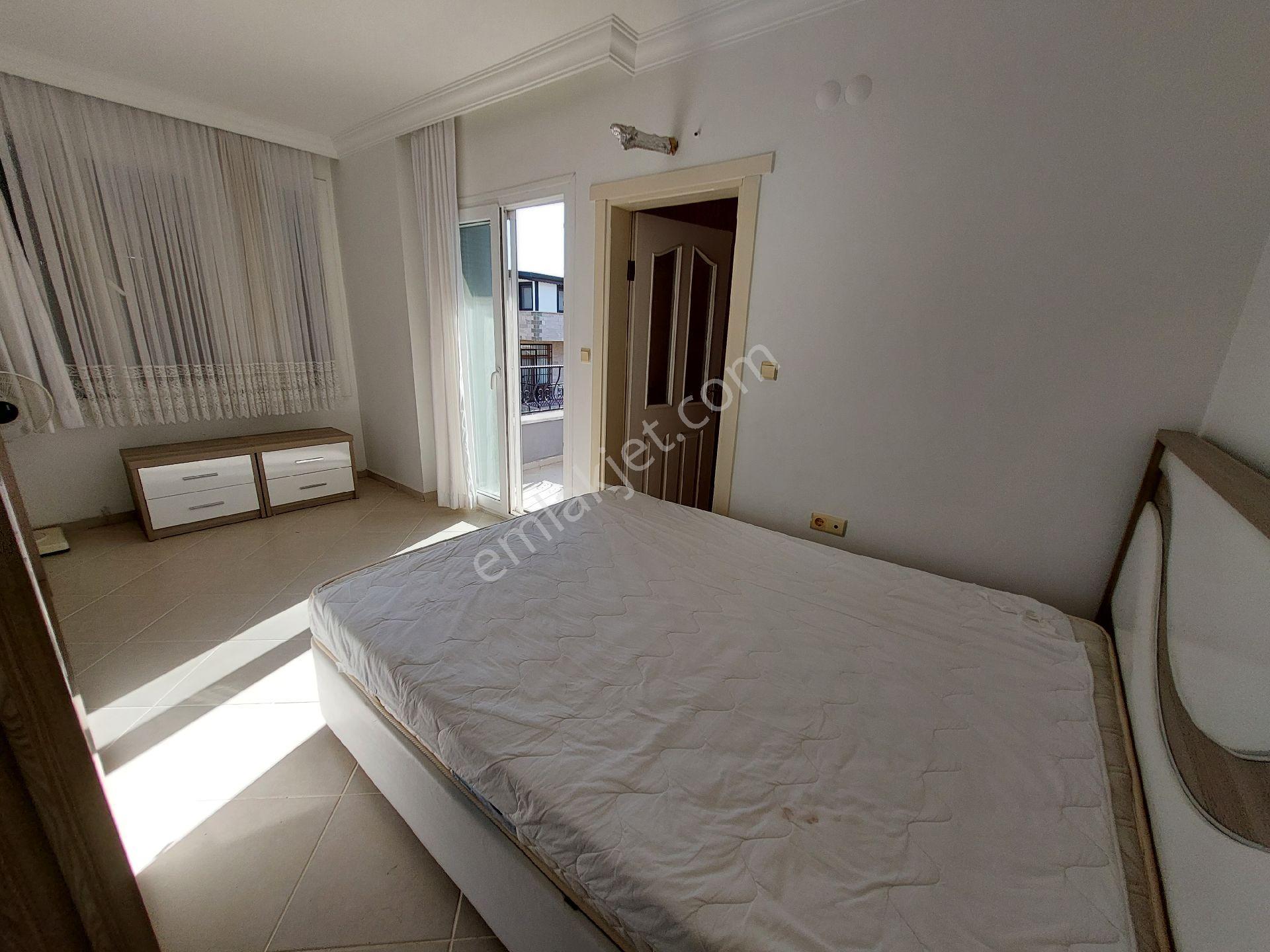 Denize 100m Triblex Villa 3 Oda1 Salon Ayrı Mutfak Ebeveyn Banyolu 2 Banyo 3 Wc - Görsel 26
