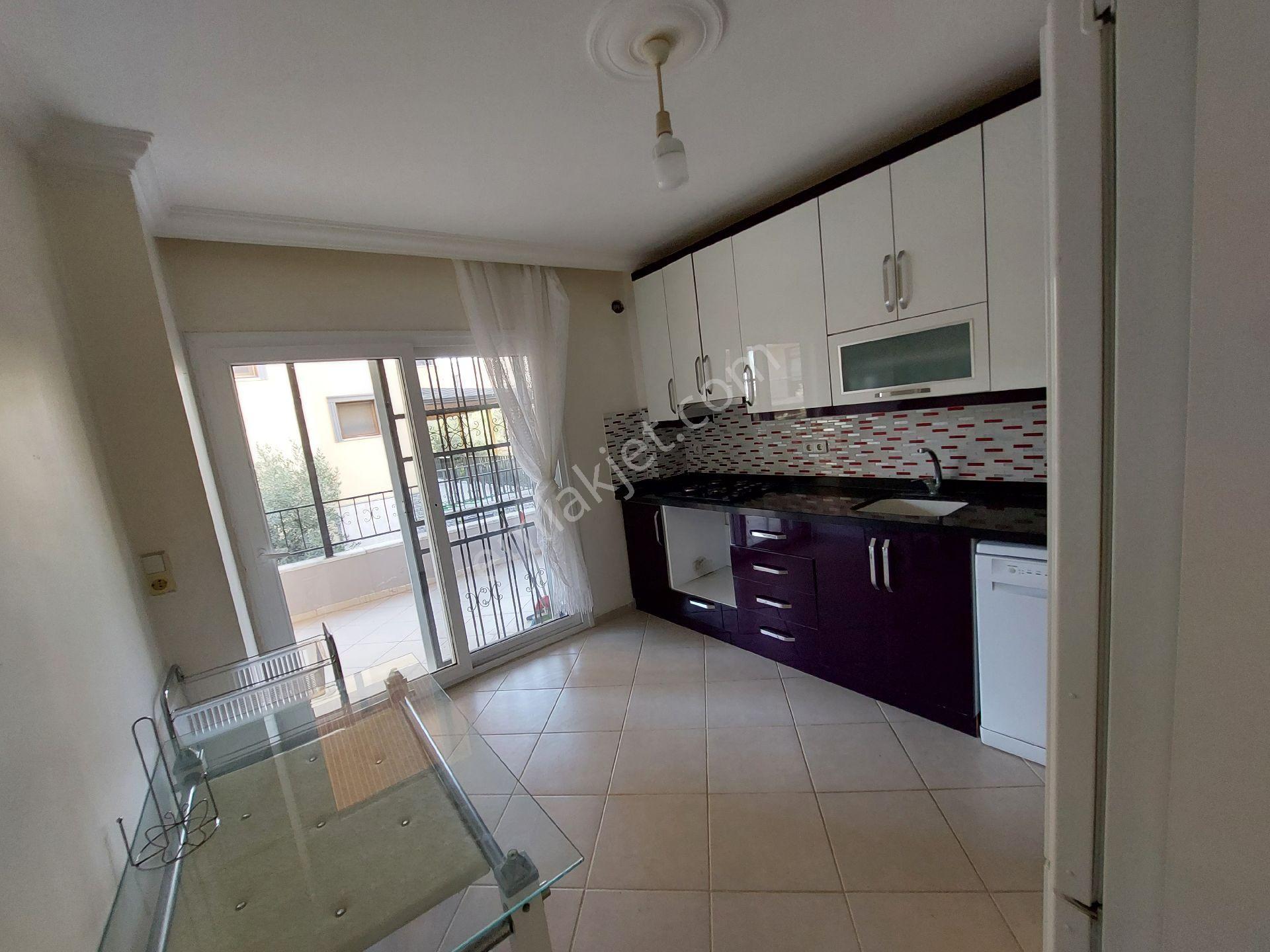 Denize 100m Triblex Villa 3 Oda1 Salon Ayrı Mutfak Ebeveyn Banyolu 2 Banyo 3 Wc - Görsel 16