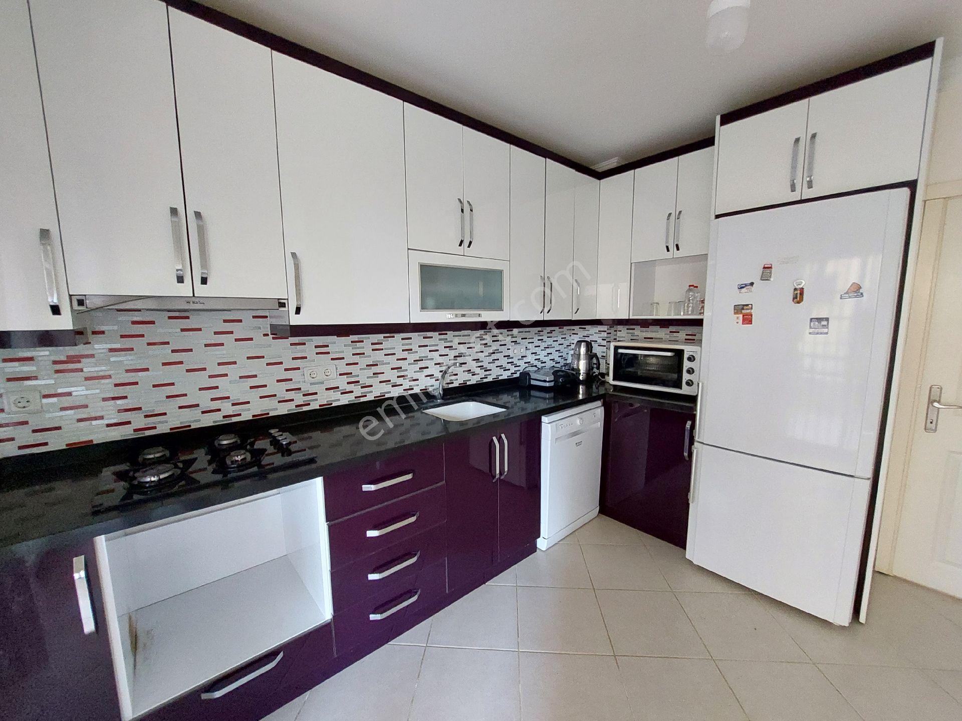 Denize 100m Triblex Villa 3 Oda1 Salon Ayrı Mutfak Ebeveyn Banyolu 2 Banyo 3 Wc - Görsel 17
