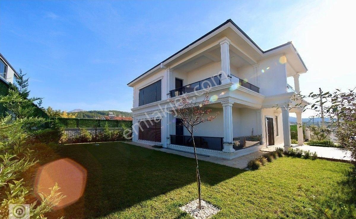 Muğla Menteşe İkizce Doğayla İç İçe5+1 Konforlu Satılk Lüksvilla