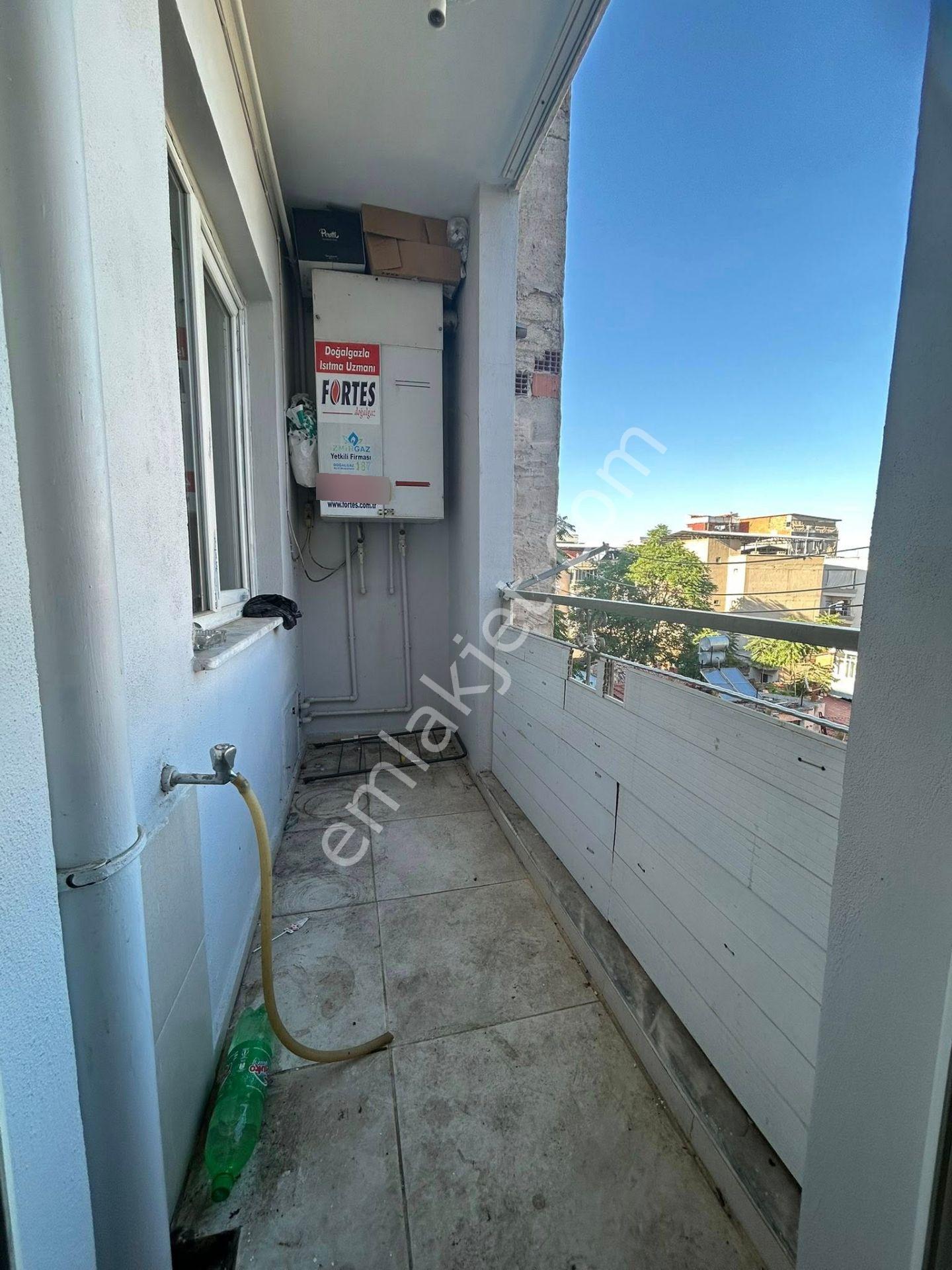 Turgutlu Kiralık İstiklal Mah 90m2 2+1 Oda 3. Son Kat Doğalgazlı Balkonlu Daire - Görsel 10