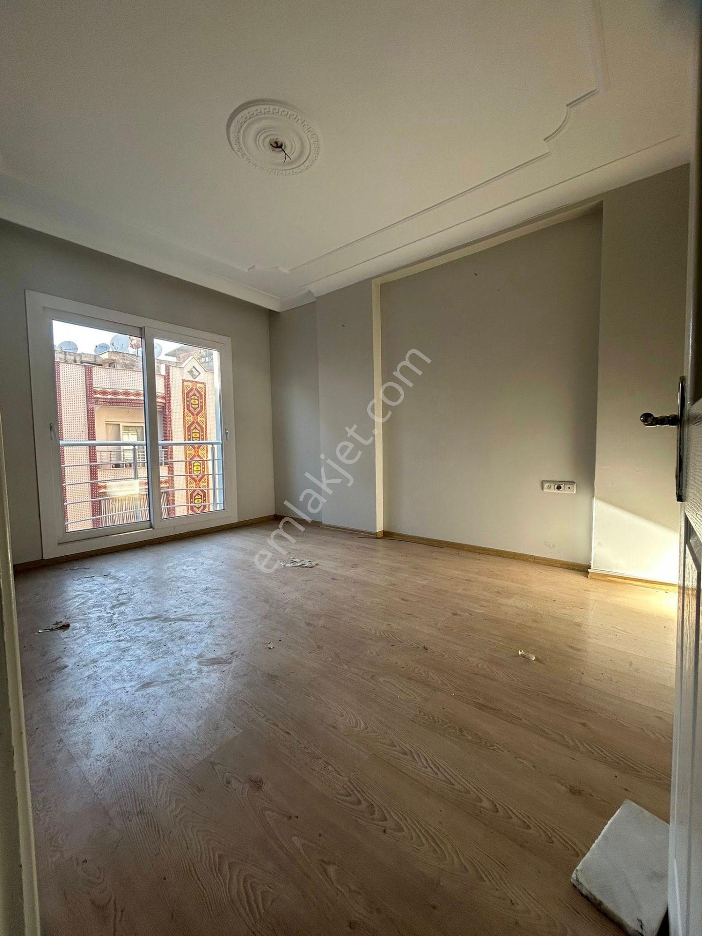 Turgutlu Kiralık İstiklal Mah 90m2 2+1 Oda 3. Son Kat Doğalgazlı Balkonlu Daire - Görsel 2