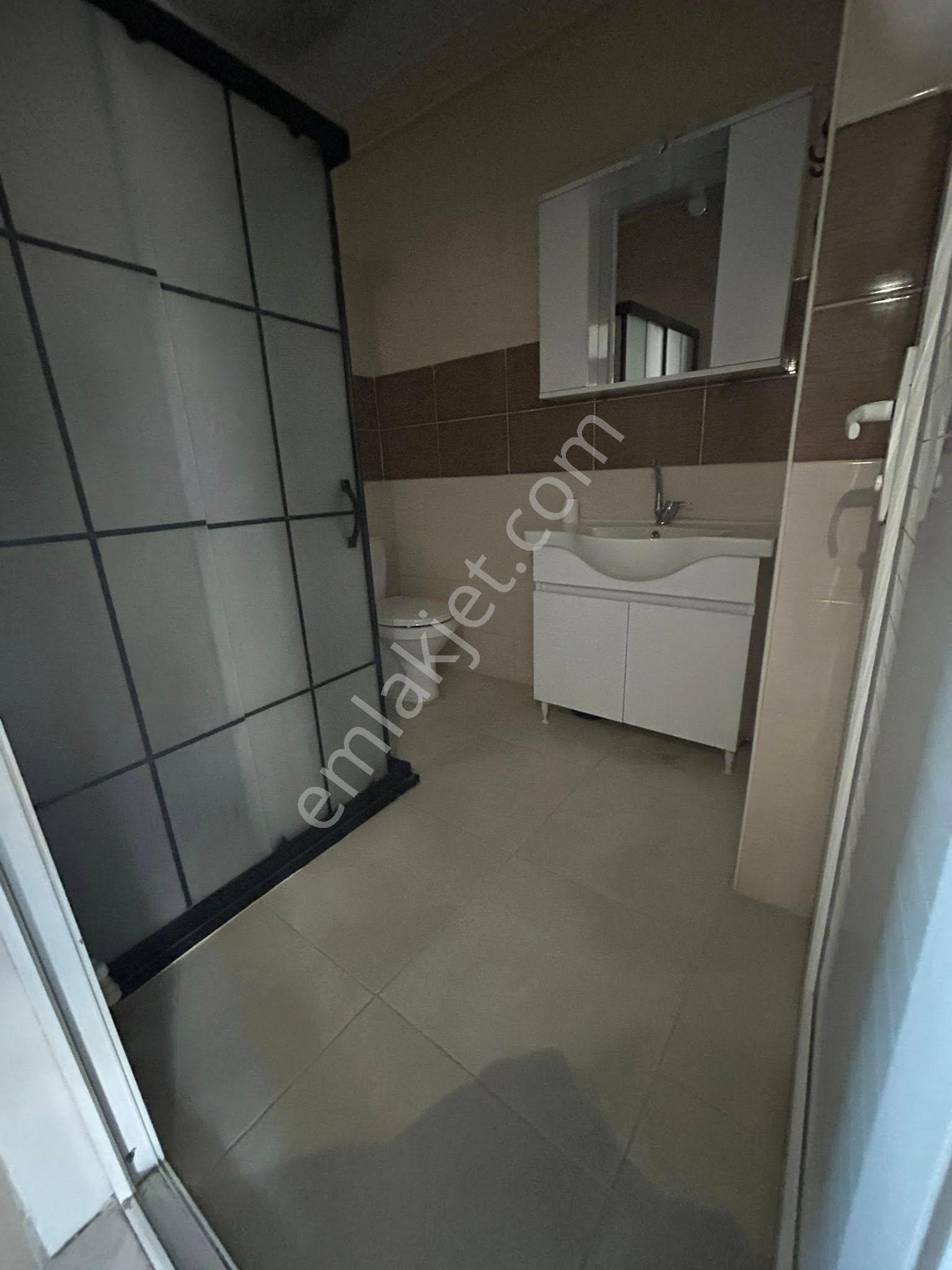 Turgutlu Kiralık İstiklal Mah 90m2 2+1 Oda 3. Son Kat Doğalgazlı Balkonlu Daire - Görsel 18