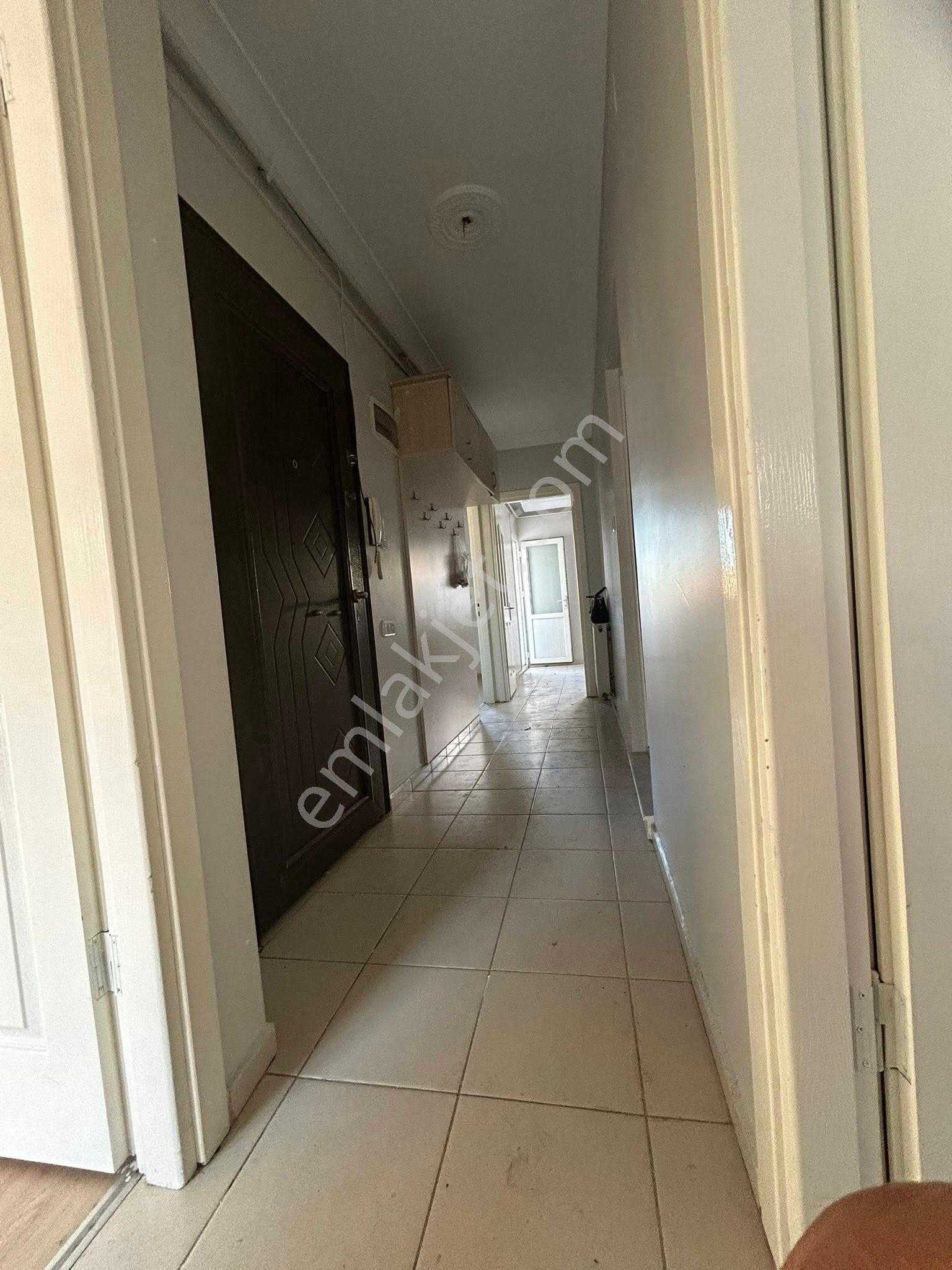 Turgutlu Kiralık İstiklal Mah 90m2 2+1 Oda 3. Son Kat Doğalgazlı Balkonlu Daire - Görsel 4