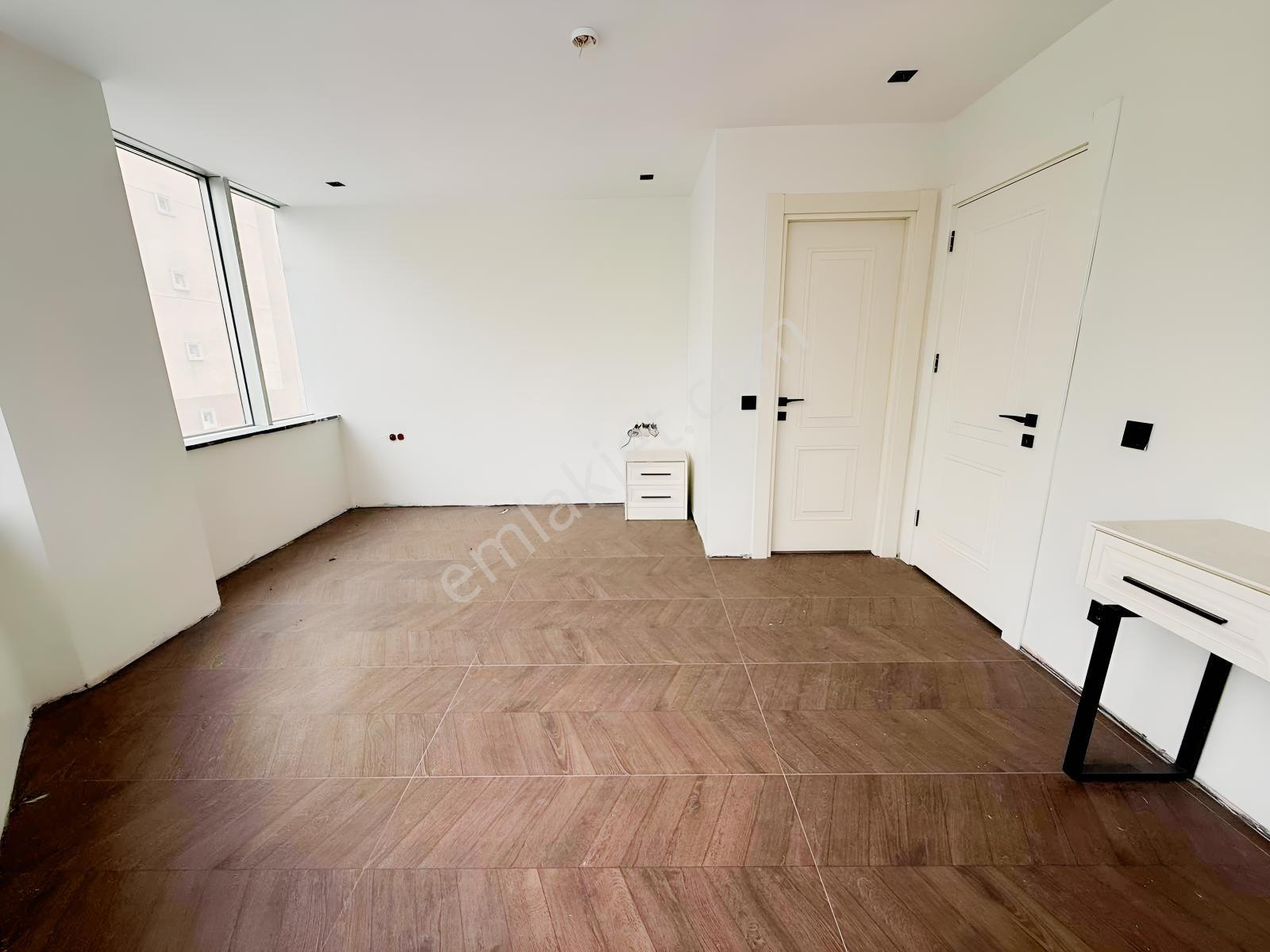 Beylikdüzünde E5 Yanı Rezidansta Eşyalı Kiralık Homeofisler - Görsel 4