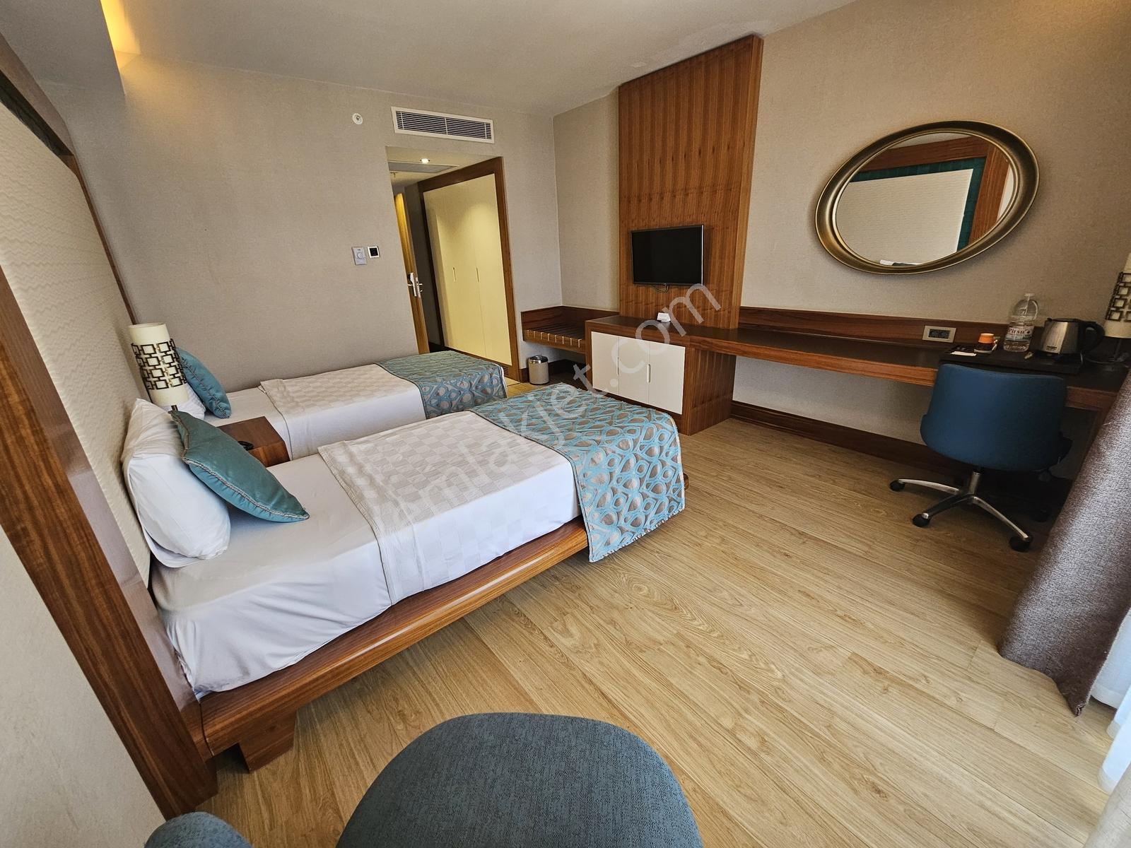 Kuşadası Ramada Resort'te Satılık 2+0 - Görsel 12