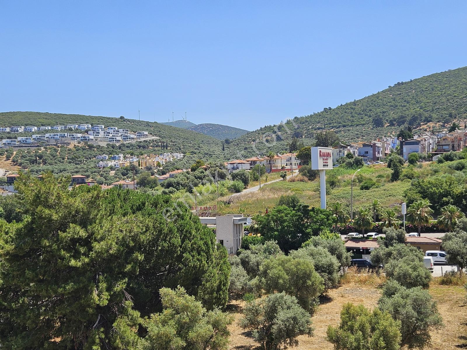 Kuşadası Ramada Resort'te Satılık 2+0 - Görsel 14