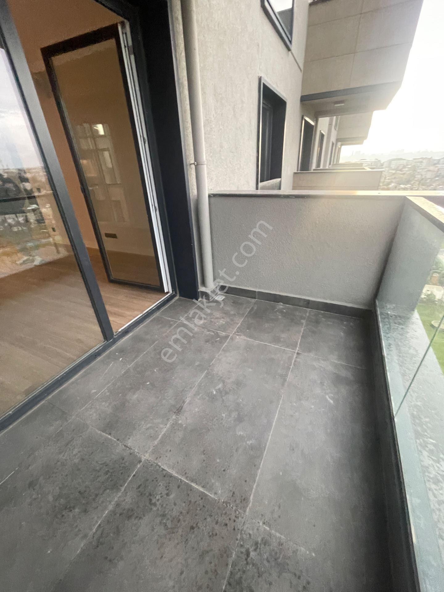 Tema İstanbul 2'de Satılık 1+1 Peyzaj Manzaralı Köşe Daire 83m² - Görsel 7