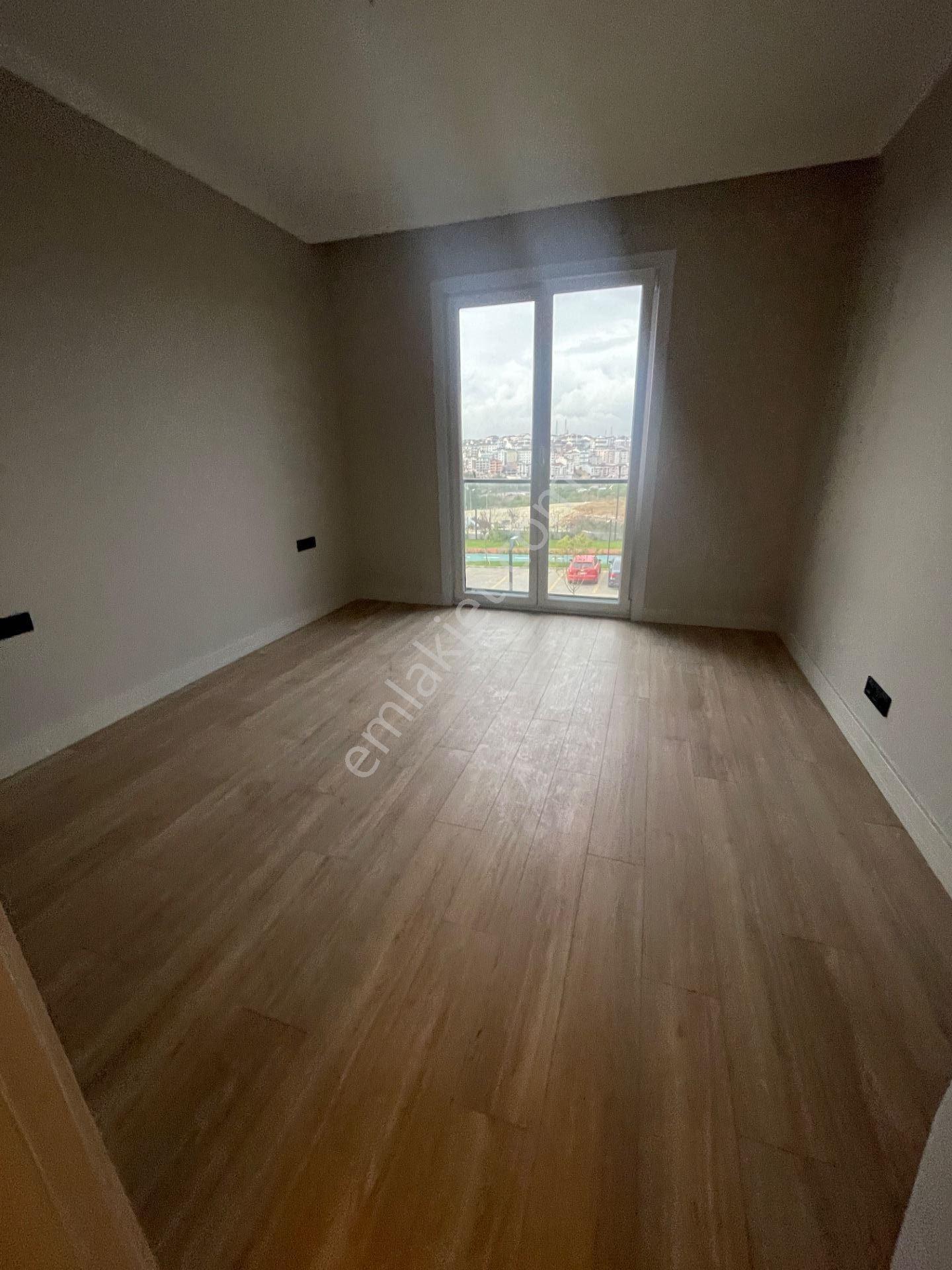 Tema İstanbul 2'de Satılık 1+1 Peyzaj Manzaralı Köşe Daire 83m² - Görsel 12
