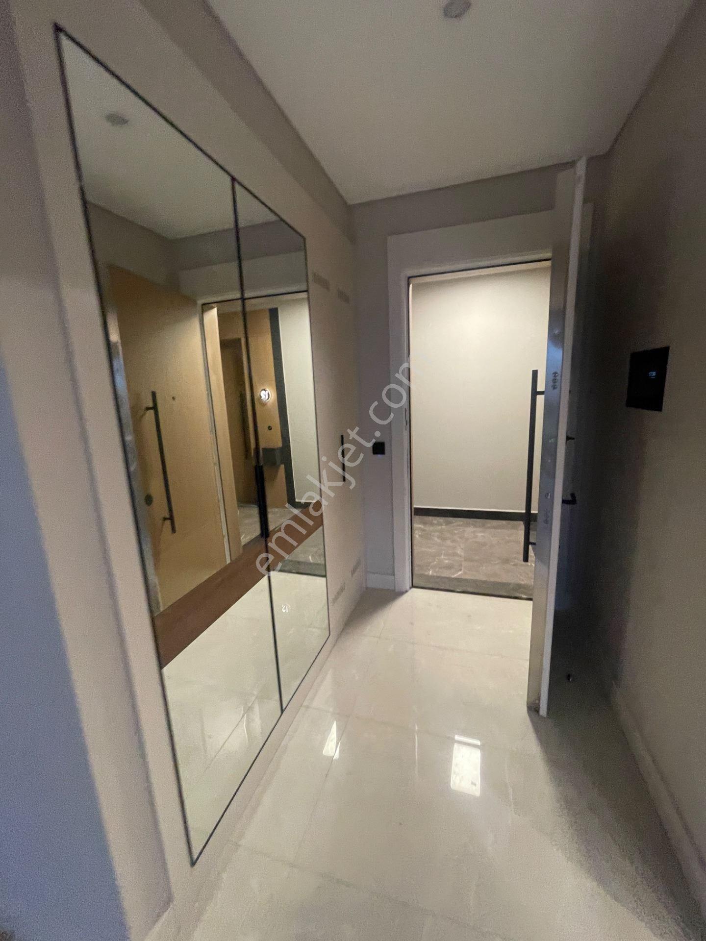 Tema İstanbul 2'de Satılık 1+1 Peyzaj Manzaralı Köşe Daire 83m² - Görsel 16