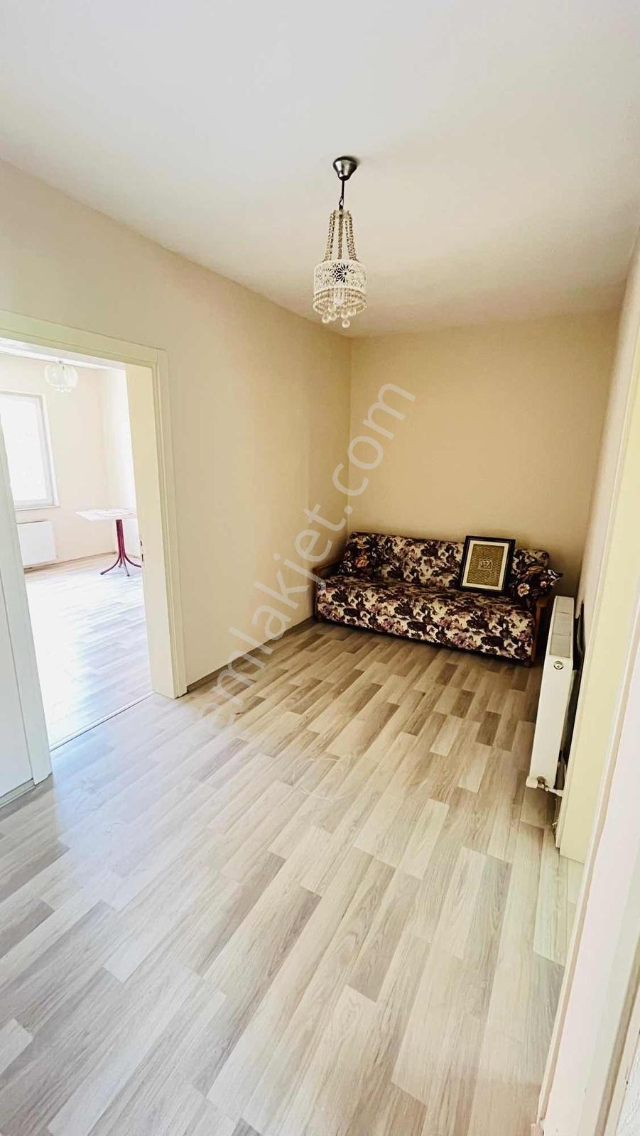 Davutkadı Kiralık Teraslı 3+1 Daire - Görsel 3