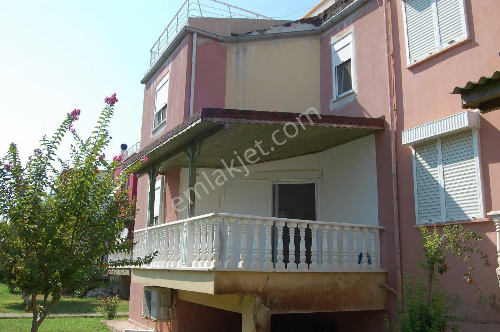 Boğazkent'te Site İçi Havuzlu Satılık Villa - Görsel 10