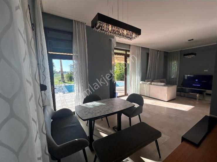 Alanya Kargıcak'ta Deniz Manzaralı Müstakil Havuzlu 3+1 Lüks Villa - Görsel 5