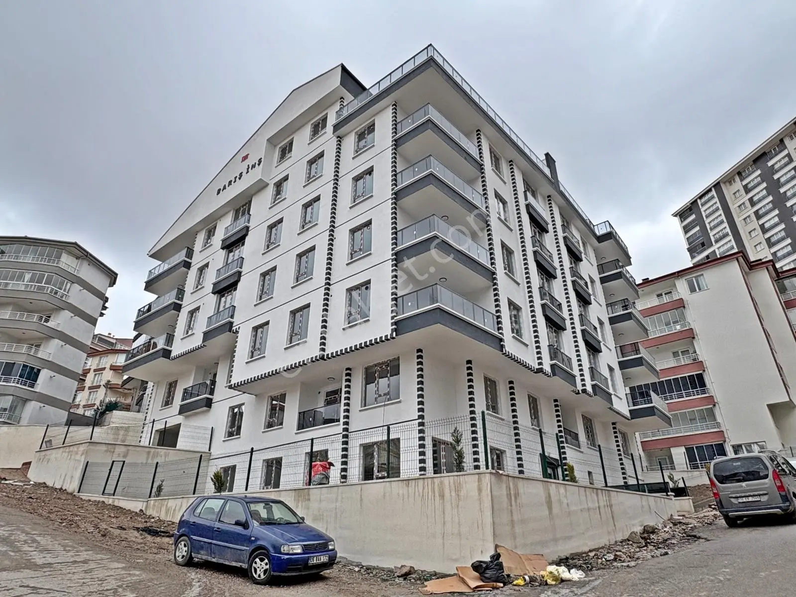 3+1 3.kat Park Karşısı Cepheler Açık E.banyolu Sıfır Bina Fırsat