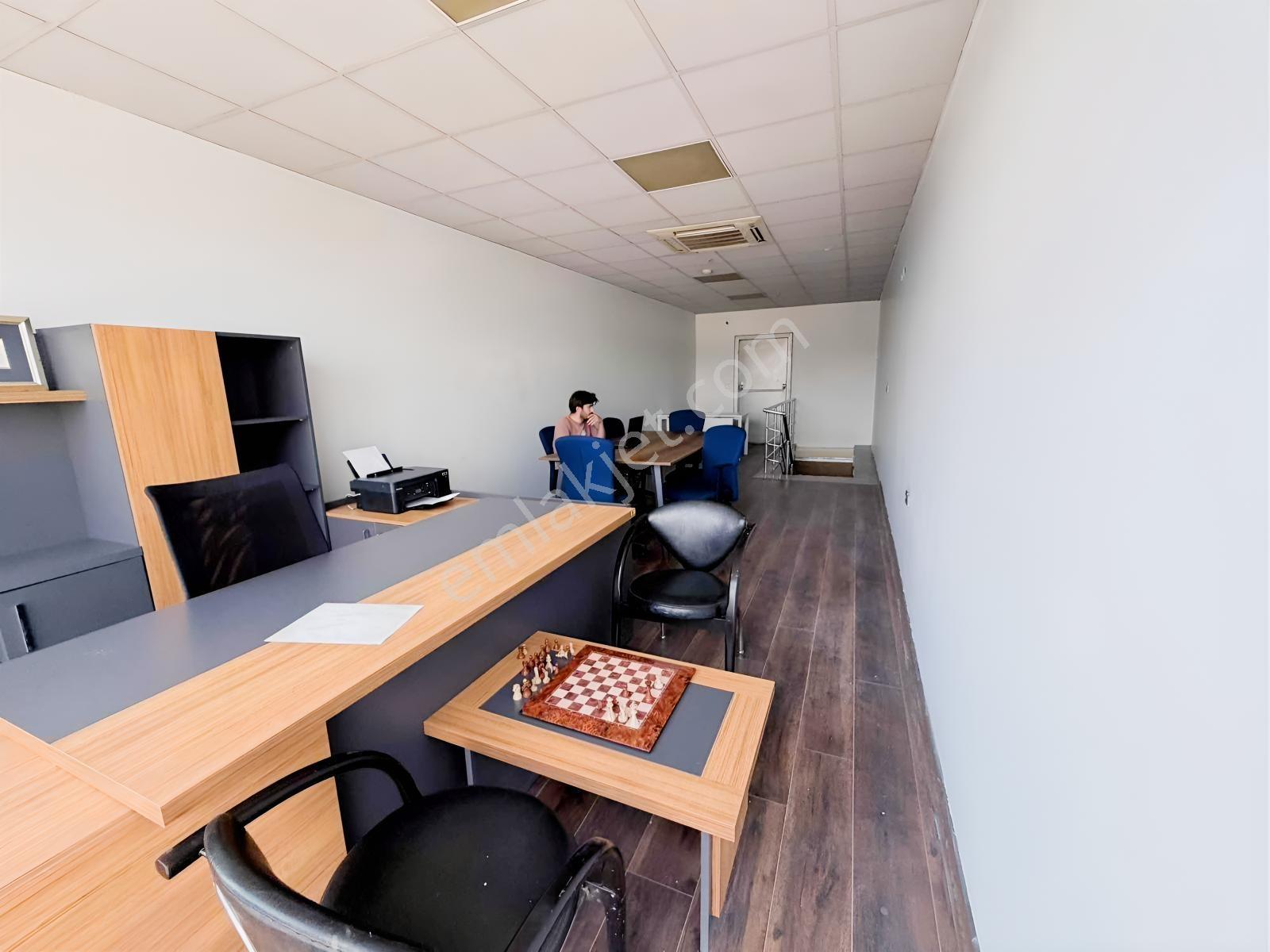 Ticaretin Merkezinde | Küçük Sanayi Aknil Plaza Satılık Ofis - Görsel 7