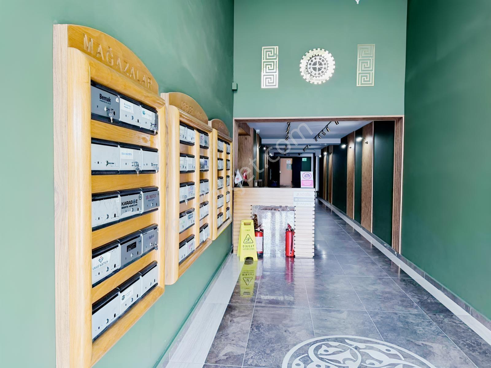 Ticaretin Merkezinde | Küçük Sanayi Aknil Plaza Satılık Ofis - Görsel 41