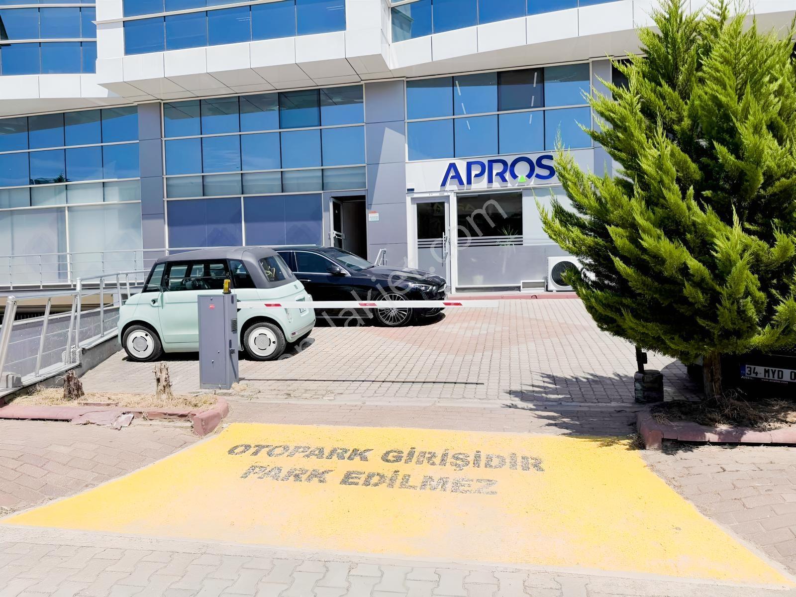 Ticaretin Merkezinde | Küçük Sanayi Aknil Plaza Satılık Ofis - Görsel 24