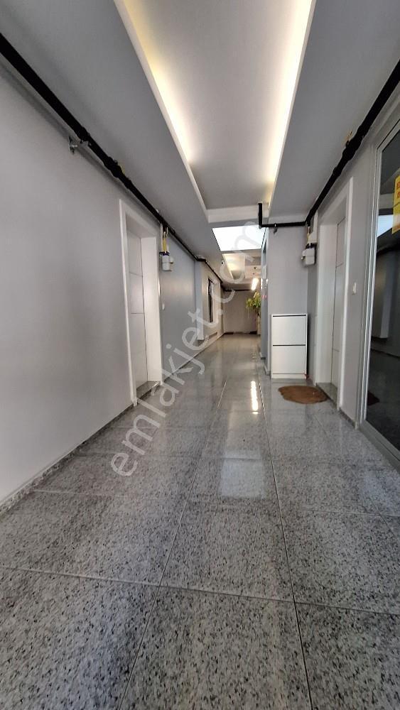 Kuşadası Ege Mahallesinde Satılık Geniş 2+1 Daire - Görsel 12