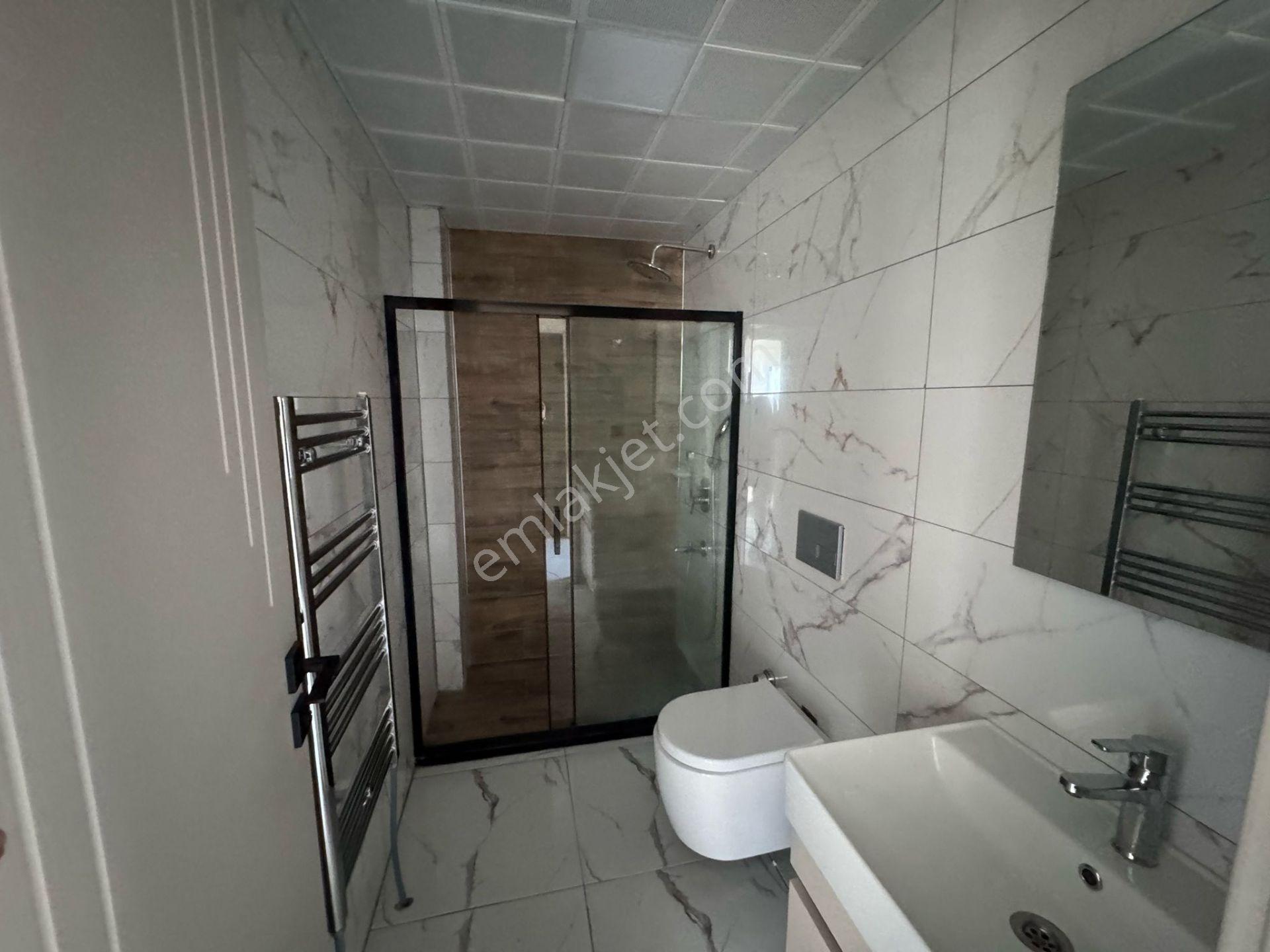 Rota Dan Öncü Neon Yapıda Havuzlu 2+1 Kiralık Daire - Görsel 26