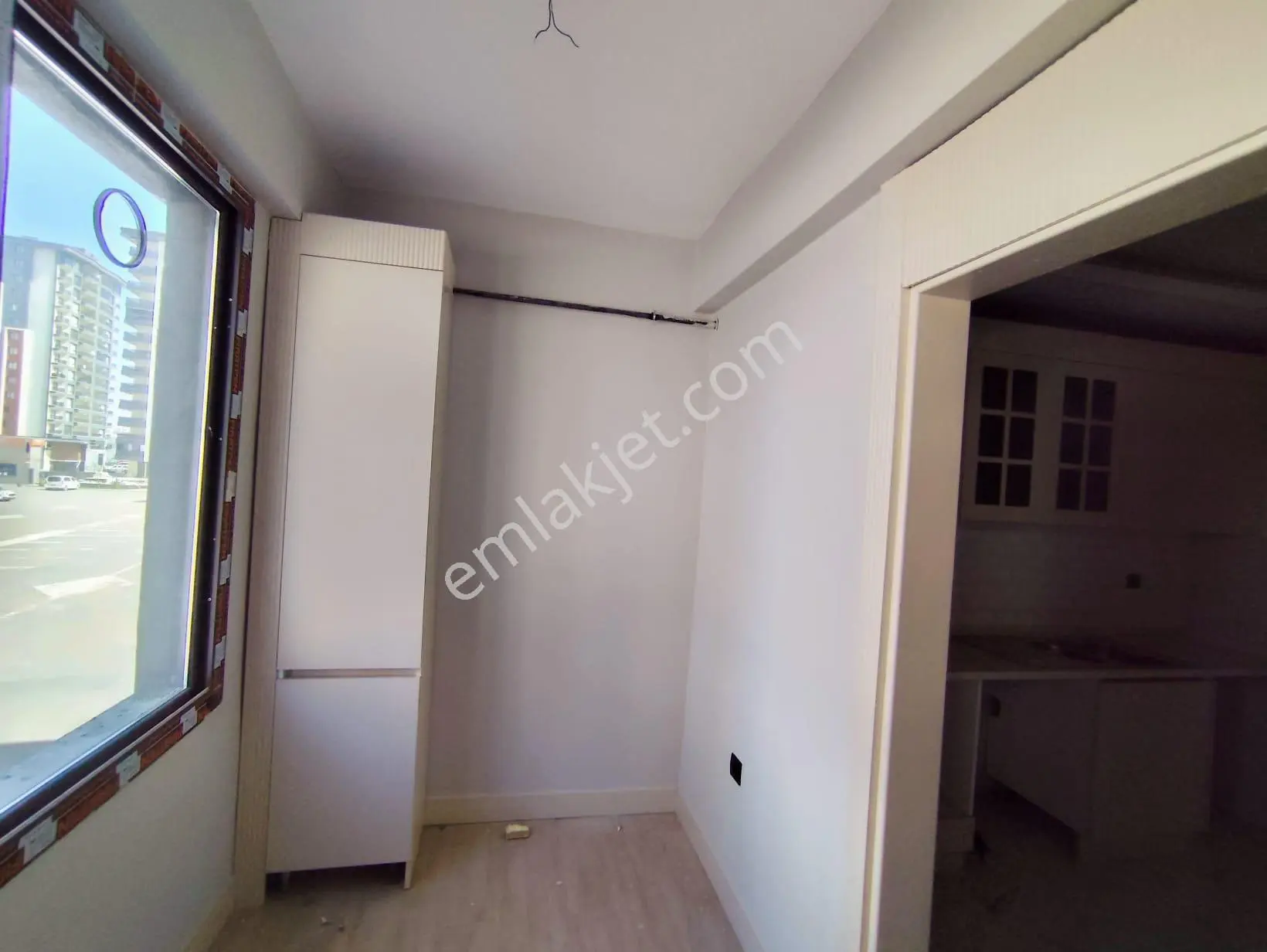 Rota Dan Öncü Neon Yapıda Havuzlu 2+1 Kiralık Daire - Görsel 5