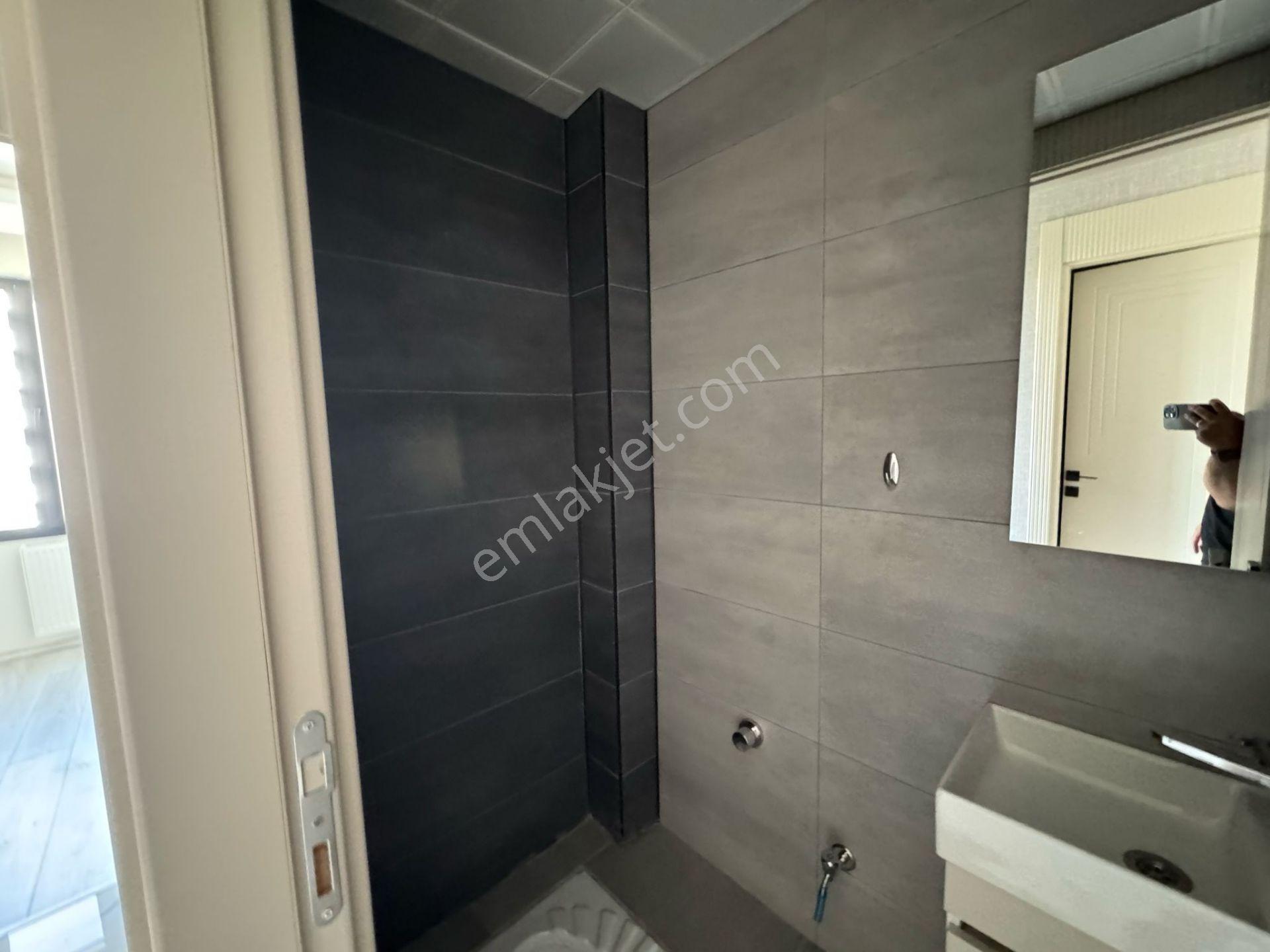 Rota Dan Öncü Neon Yapıda Havuzlu 2+1 Kiralık Daire - Görsel 17