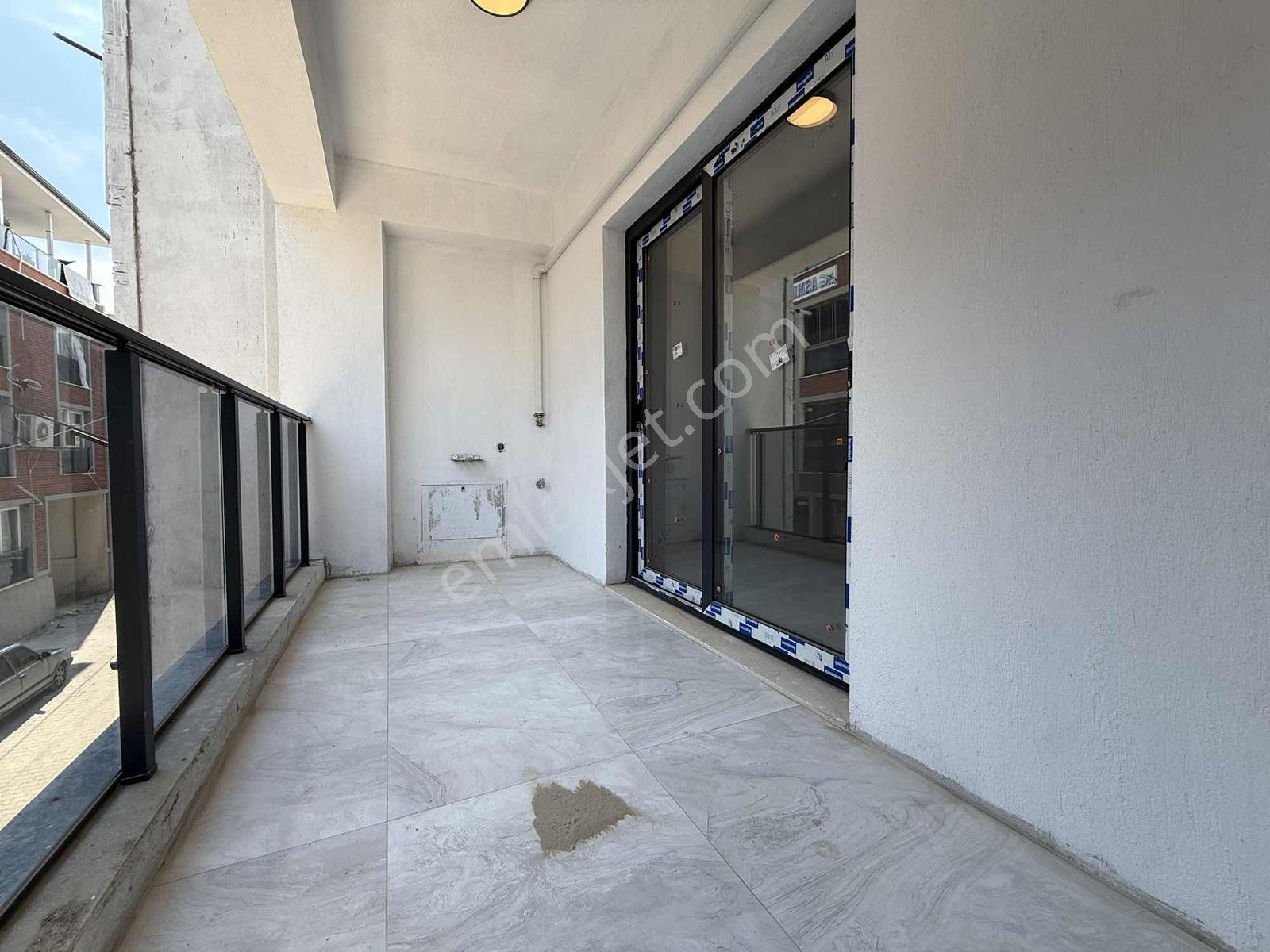Yedieylül Mah. 65 M² 1+1 Arakat Geniş Ultra Lüx Daire - Görsel 13