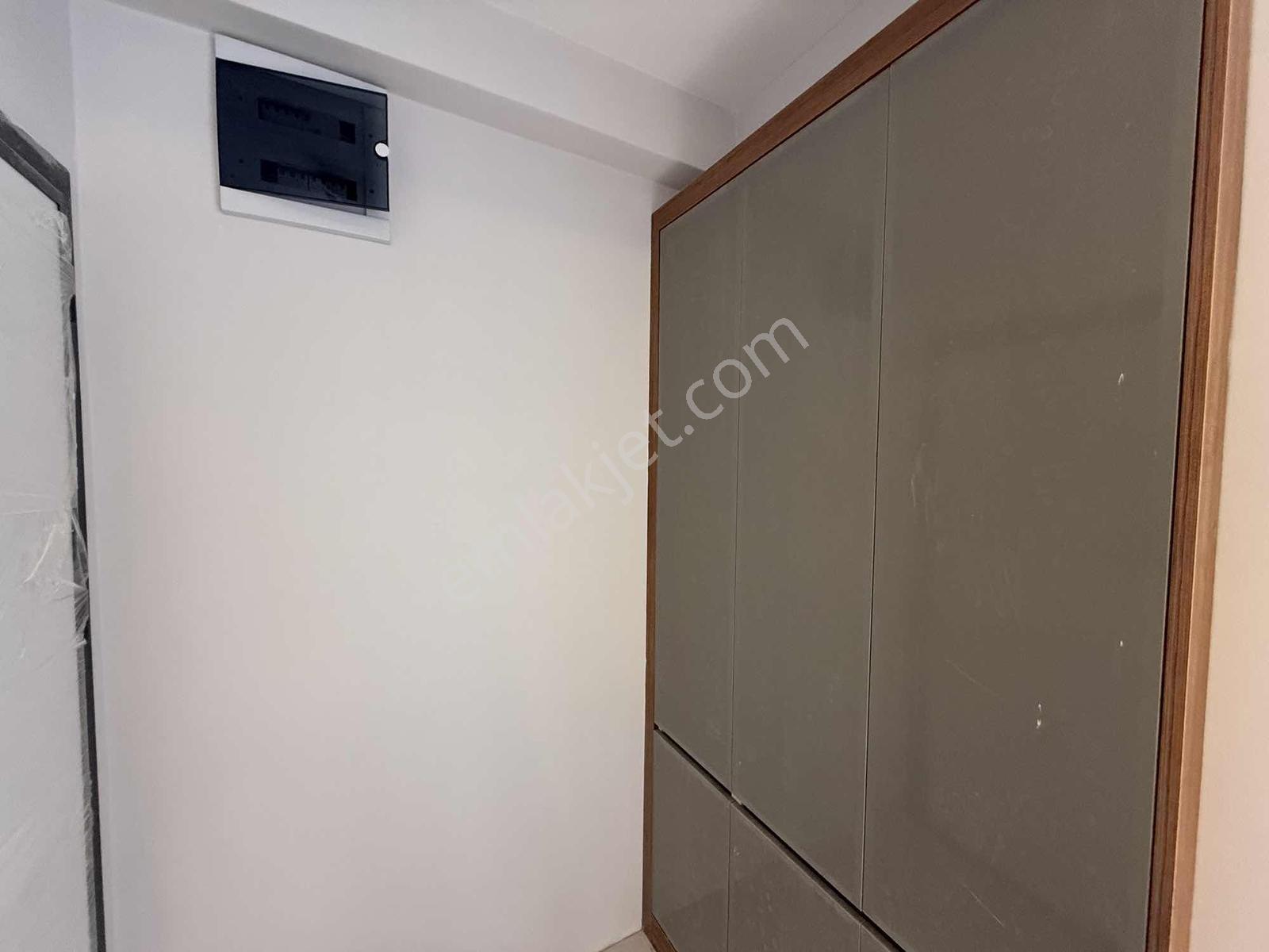 Yedieylül Mah. 65 M² 1+1 Arakat Geniş Ultra Lüx Daire - Görsel 9