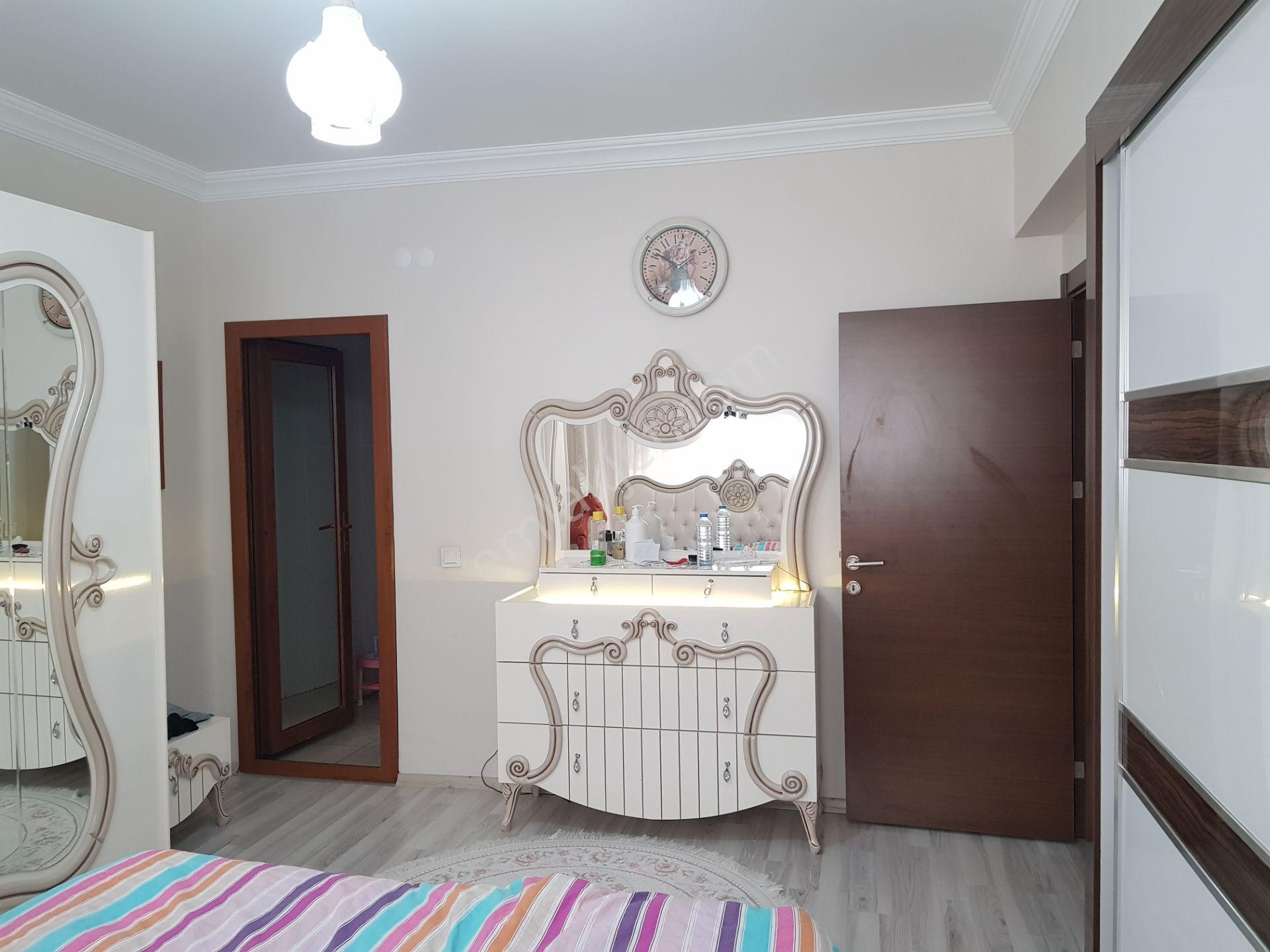 Cumhuriyet Mah Keban Yolu Siteli 4+1 Yeni Ara Kat Yeni Daire - Görsel 6