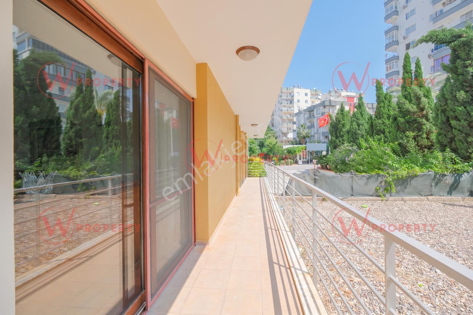 W Property Park Plaza Sitesinde 5+2 Satılık Bahçe Dubleksi - Görsel 6
