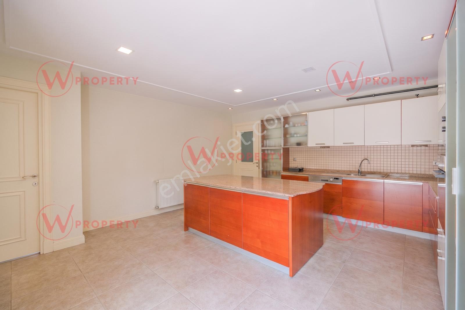 W Property Park Plaza Sitesinde 5+2 Satılık Bahçe Dubleksi - Görsel 4