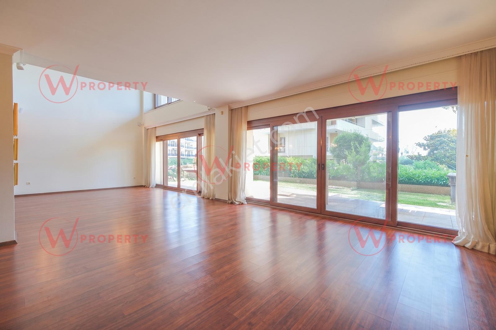 W Property Park Plaza Sitesinde 5+2 Satılık Bahçe Dubleksi - Görsel 11