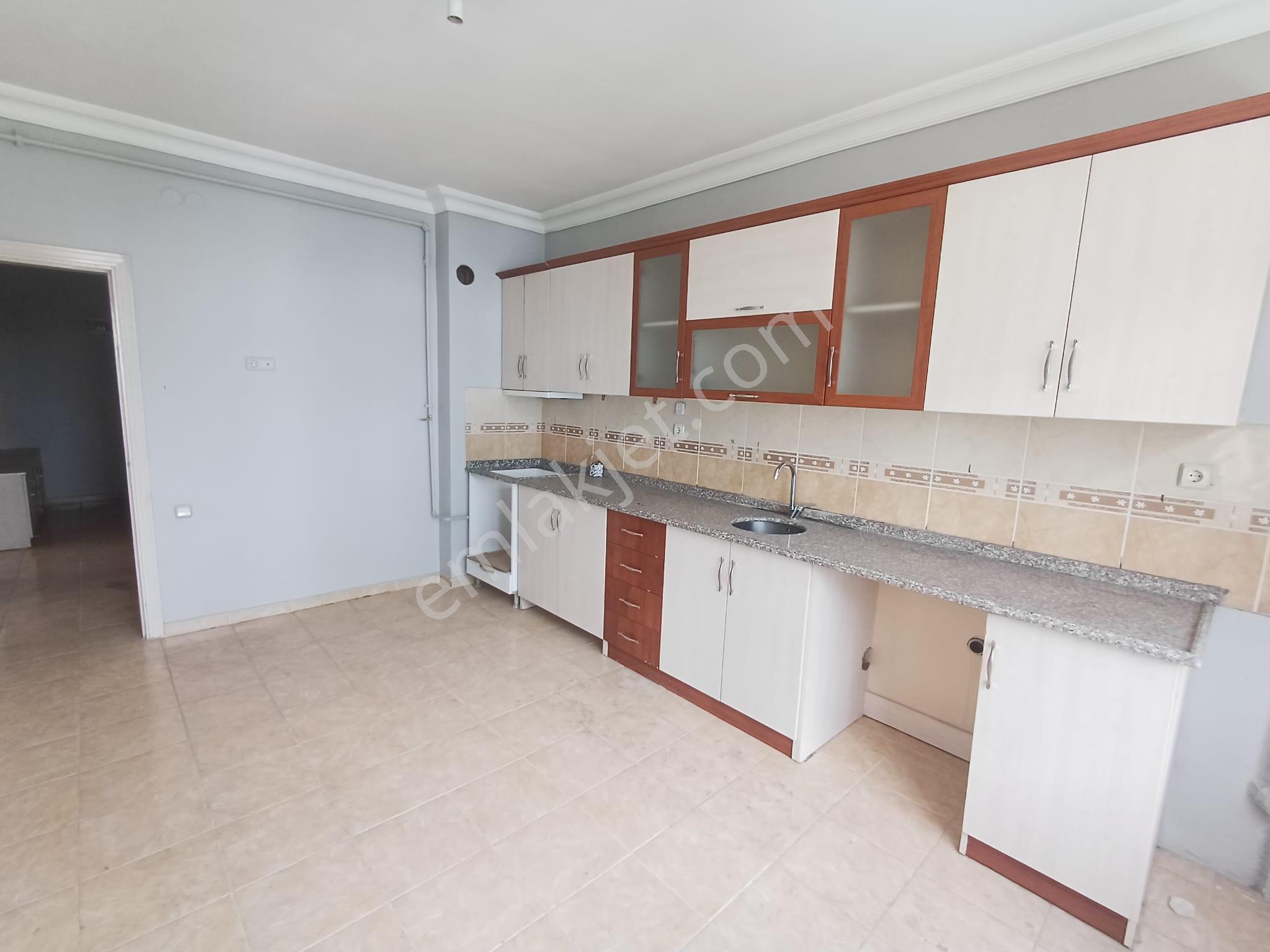Emrah Çiftci'den Selçuklu Yazır Mah.otogar Yanı Kiralık 3+1 Arakat Bakımlı Daire - Görsel 5
