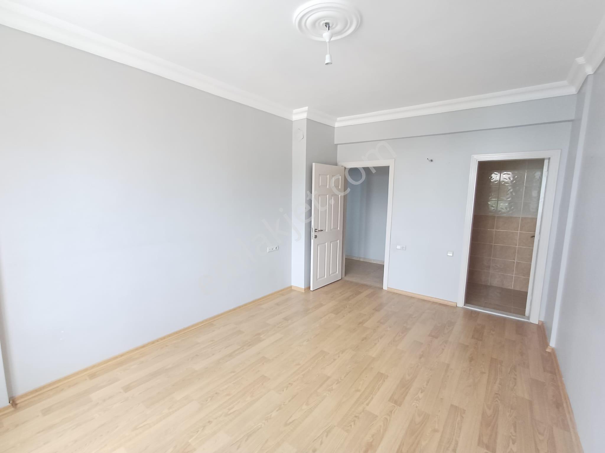 Emrah Çiftci'den Selçuklu Yazır Mah.otogar Yanı Kiralık 3+1 Arakat Bakımlı Daire - Görsel 16