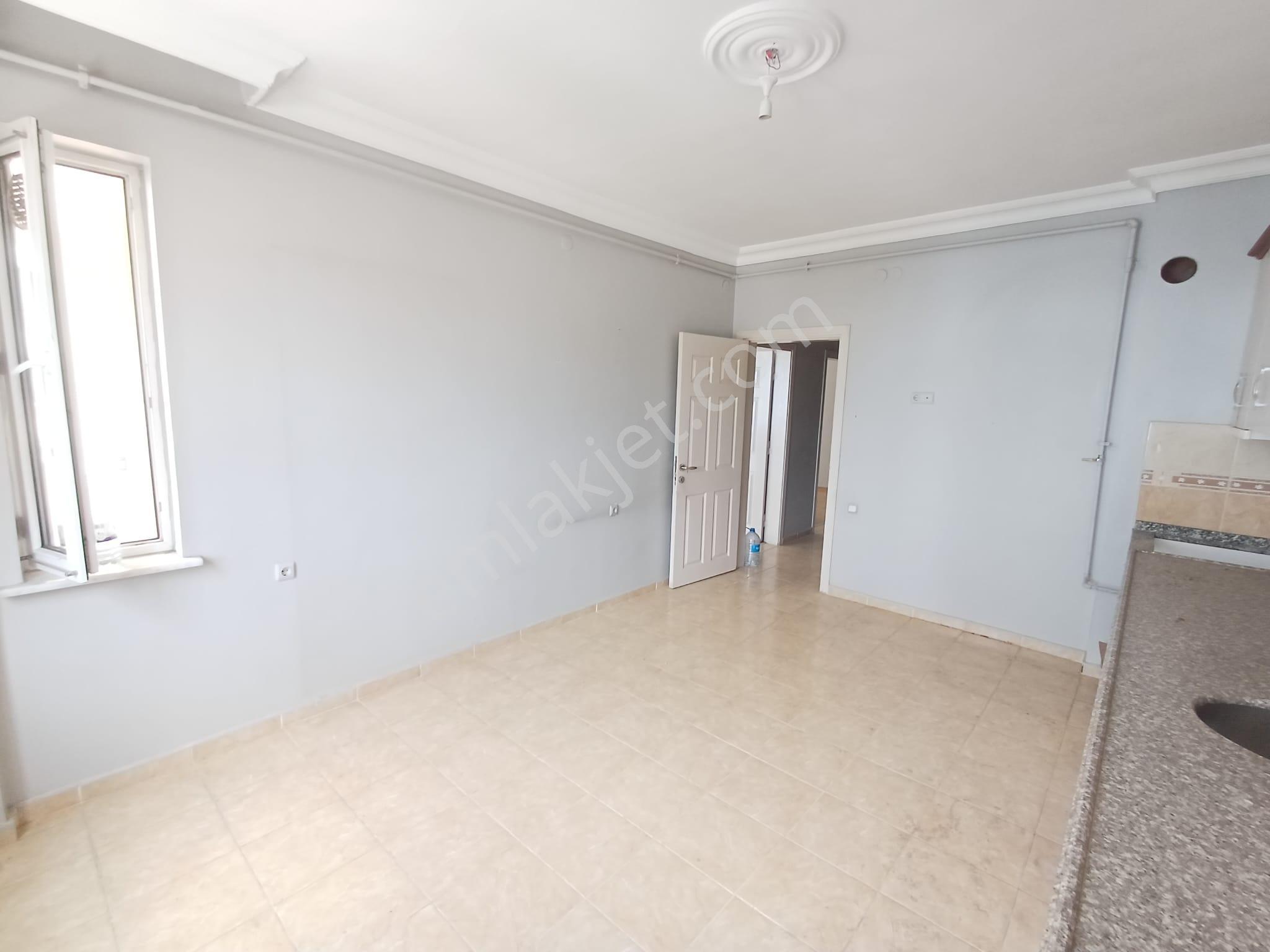 Emrah Çiftci'den Selçuklu Yazır Mah.otogar Yanı Kiralık 3+1 Arakat Bakımlı Daire - Görsel 11