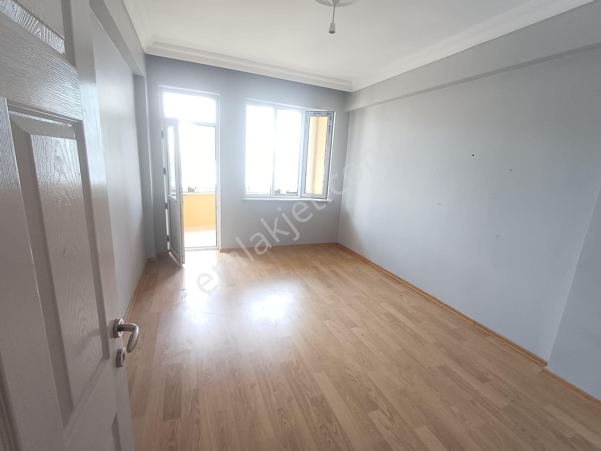 Emrah Çiftci'den Selçuklu Yazır Mah.otogar Yanı Kiralık 3+1 Arakat Bakımlı Daire - Görsel 26