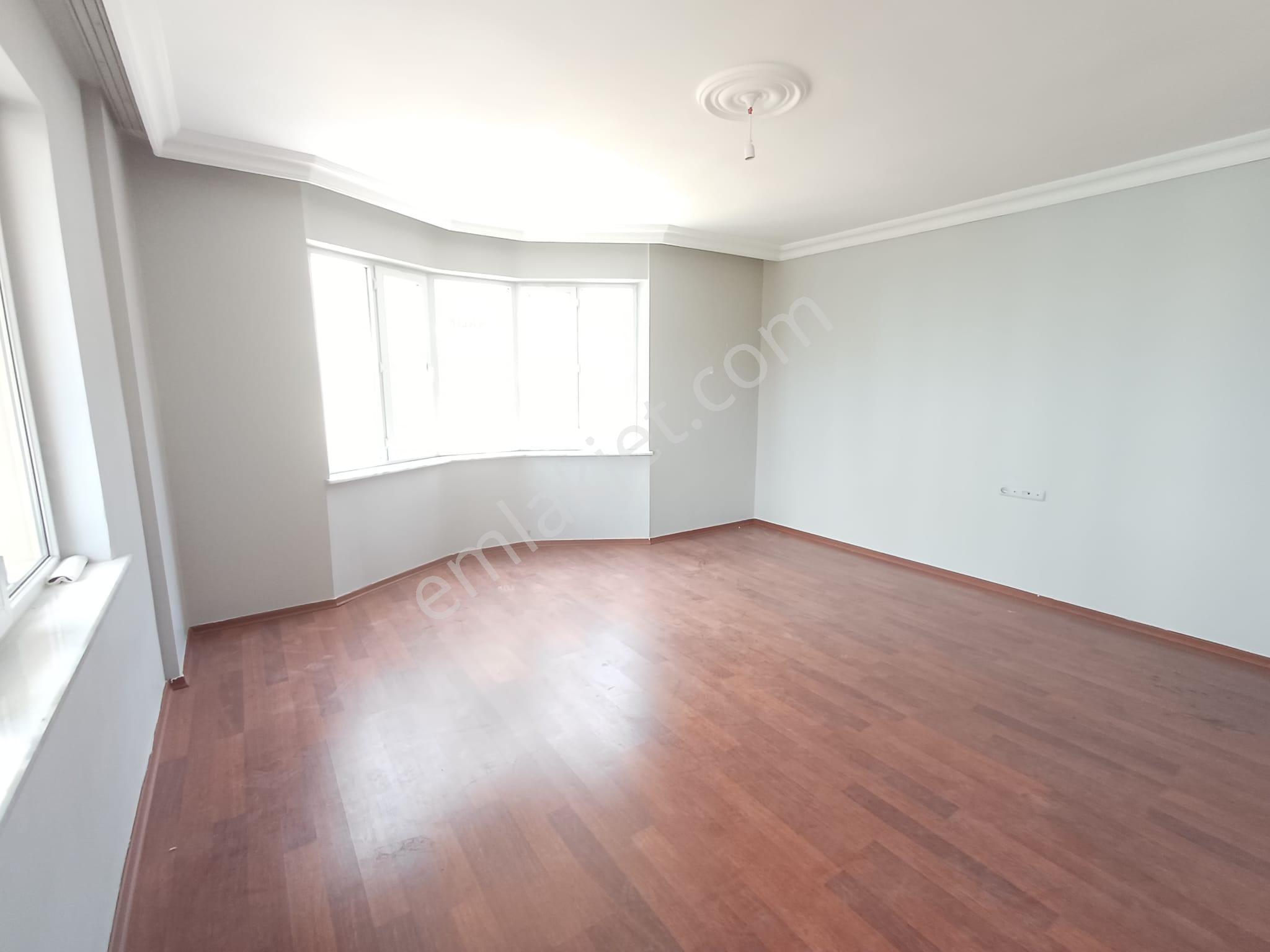 Emrah Çiftci'den Selçuklu Yazır Mah.otogar Yanı Kiralık 3+1 Arakat Bakımlı Daire - Görsel 8