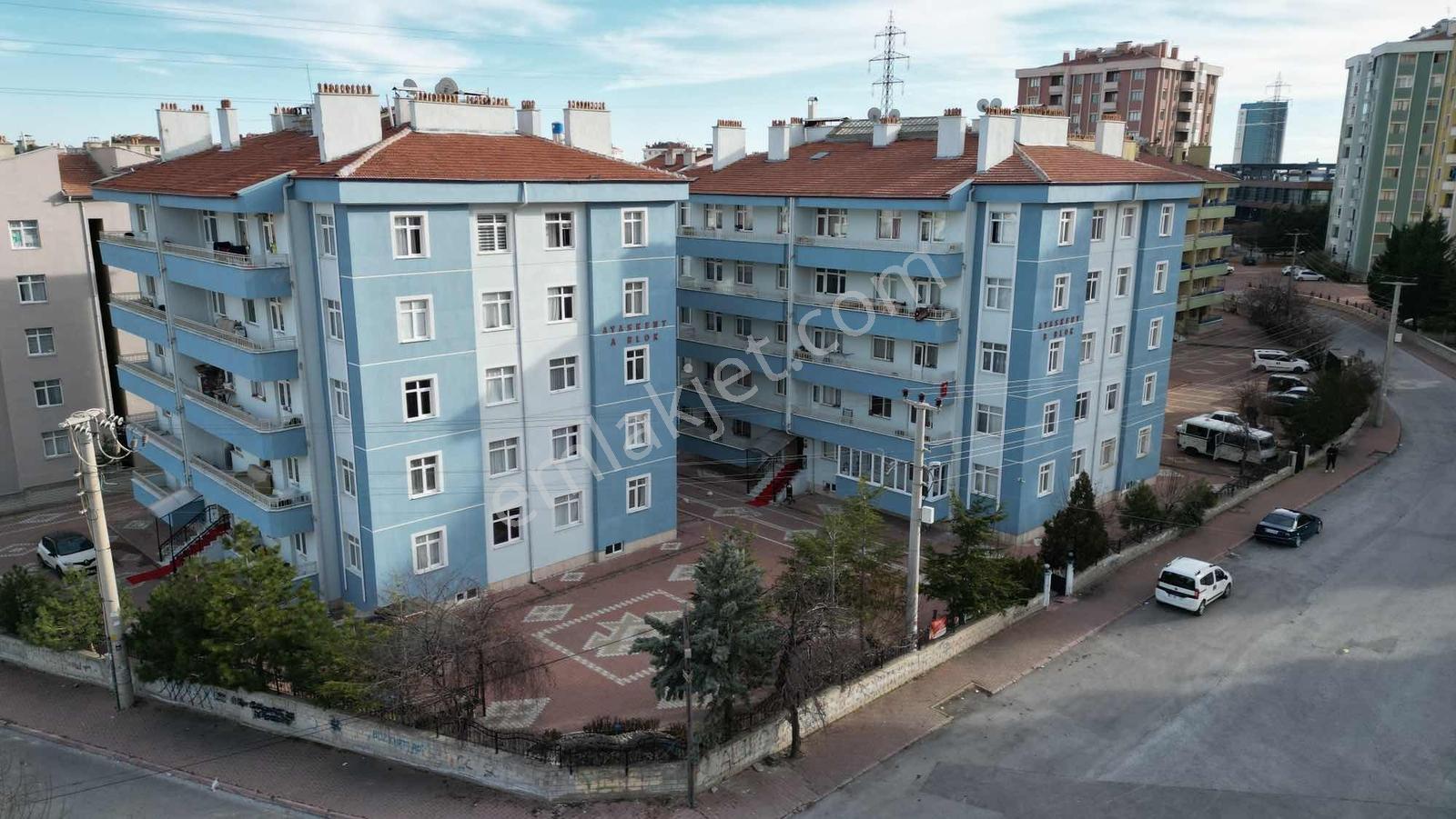Net Emlaktan Üniversiteye Yürüme Mesafesinde 3+1 Kiralık Daire - Görsel 30