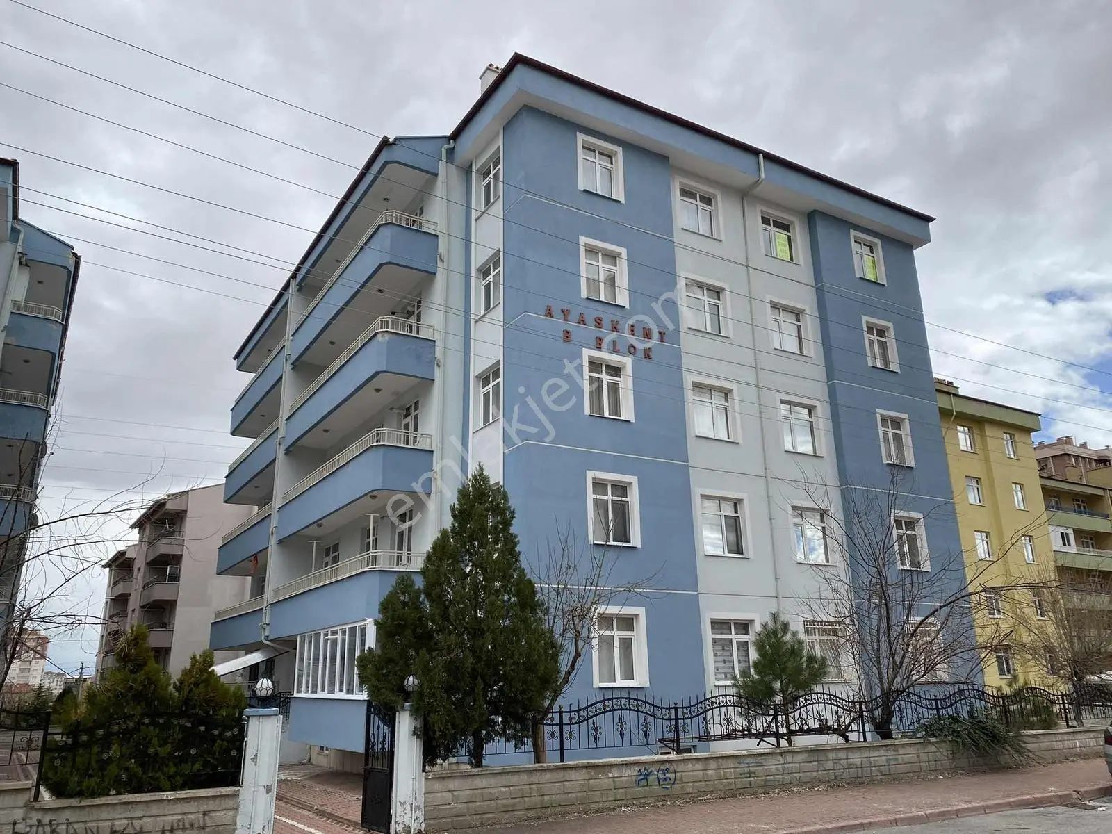 Net Emlaktan Üniversiteye Yürüme Mesafesinde 3+1 Kiralık Daire - Görsel 11